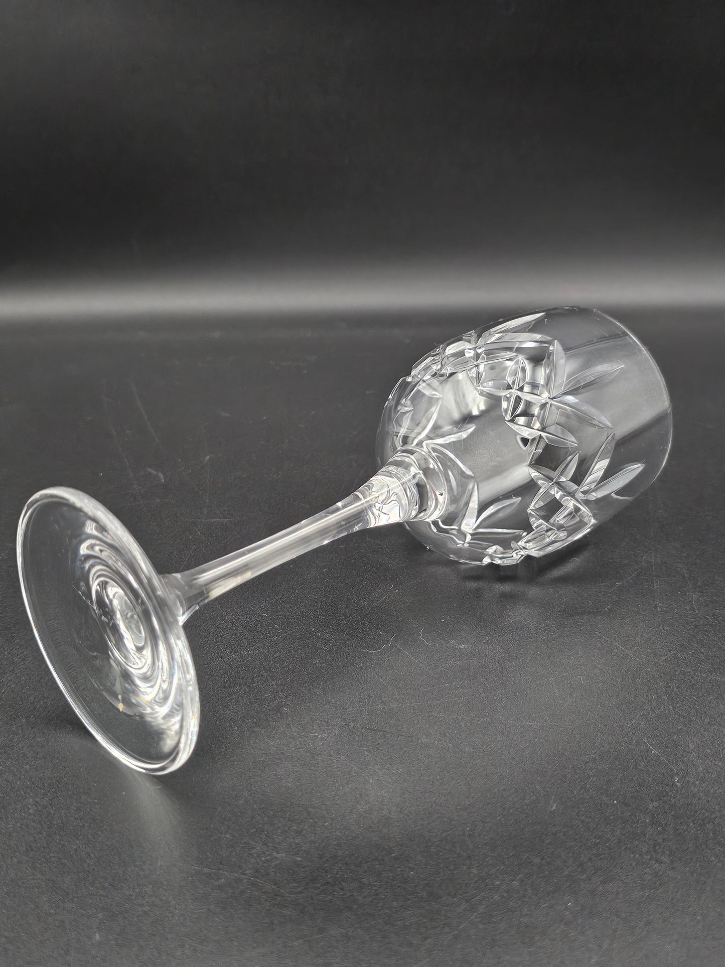 Set of 4 Long Stemmed Wine Glasses 200ml