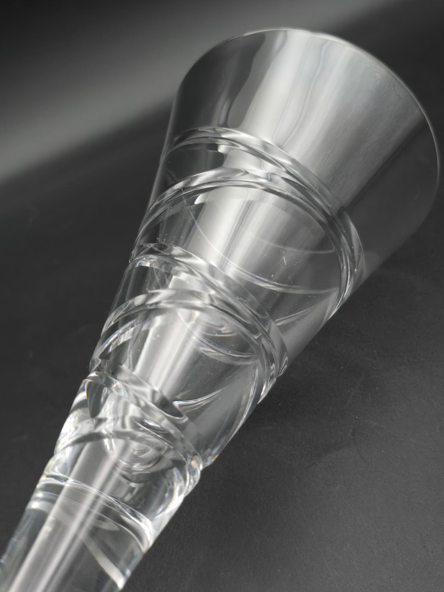 Full set of 6 Stuart Crystal Jasper Conran Large Champagne Trumpet flutes. 275ml. 26cm tall.