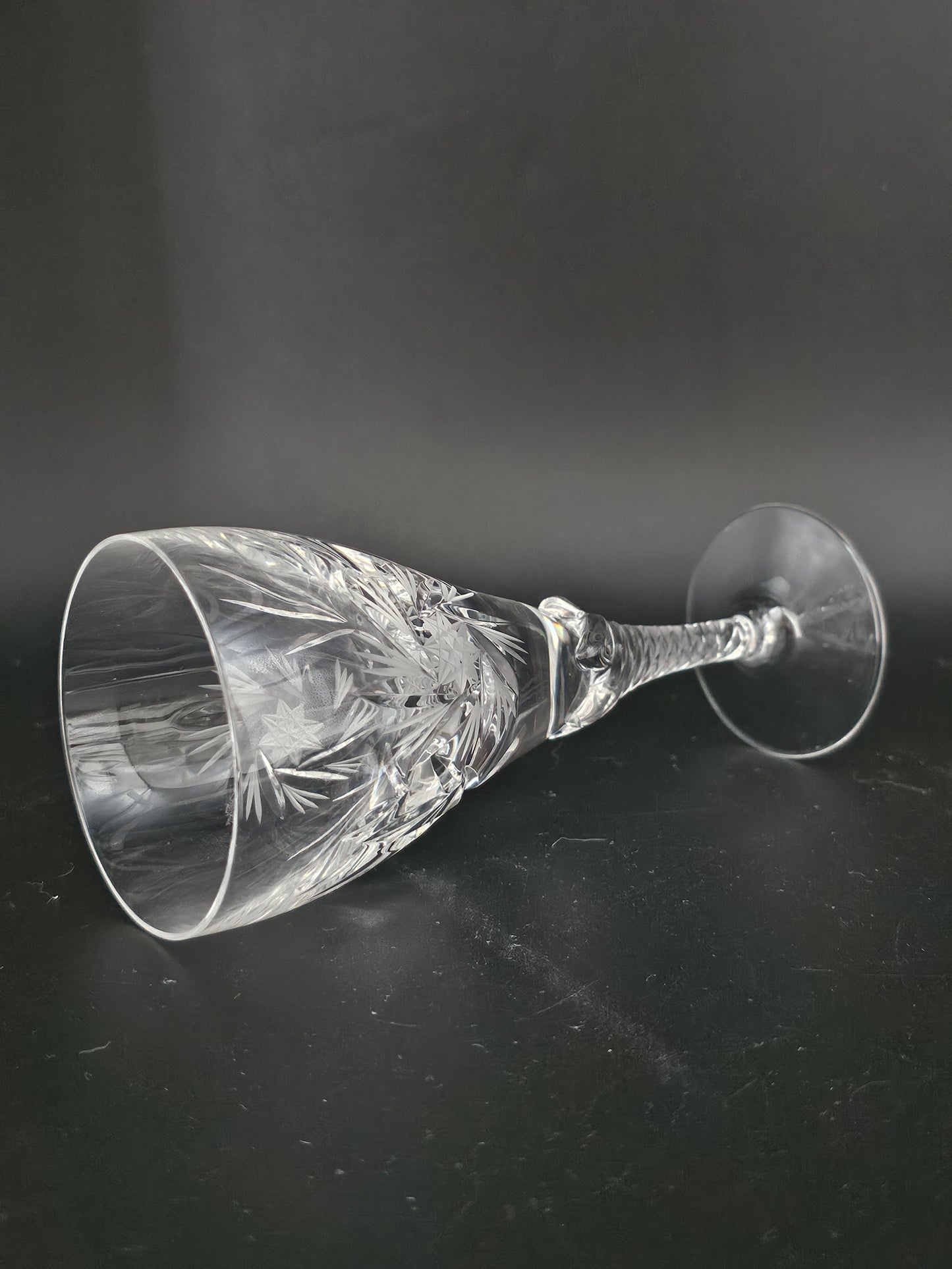 Beautiful Single Crystal Wine Glass. 150ml