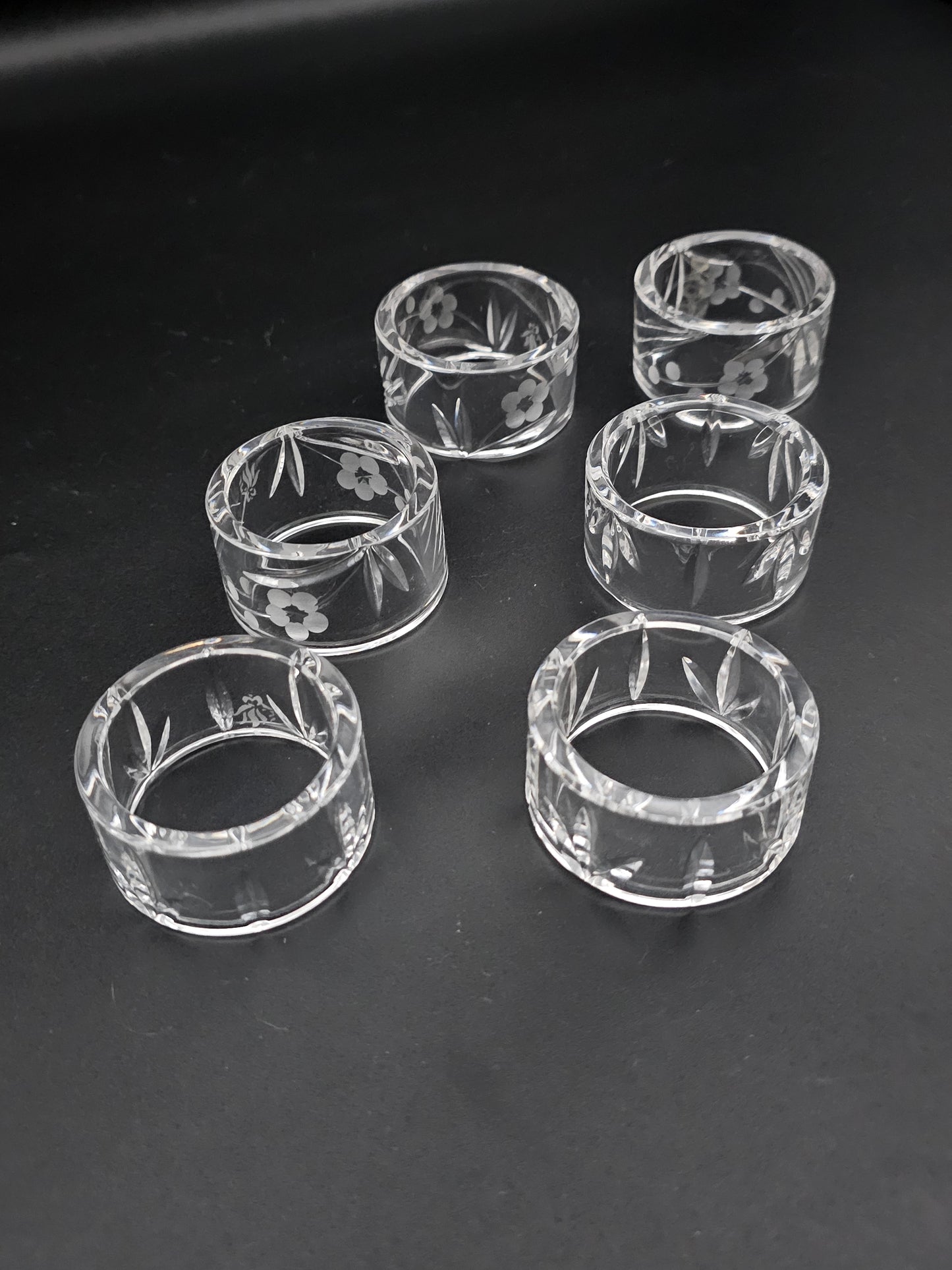 Royal Doulton Dorchester Napkin ring set boxed.5cm set of 6
