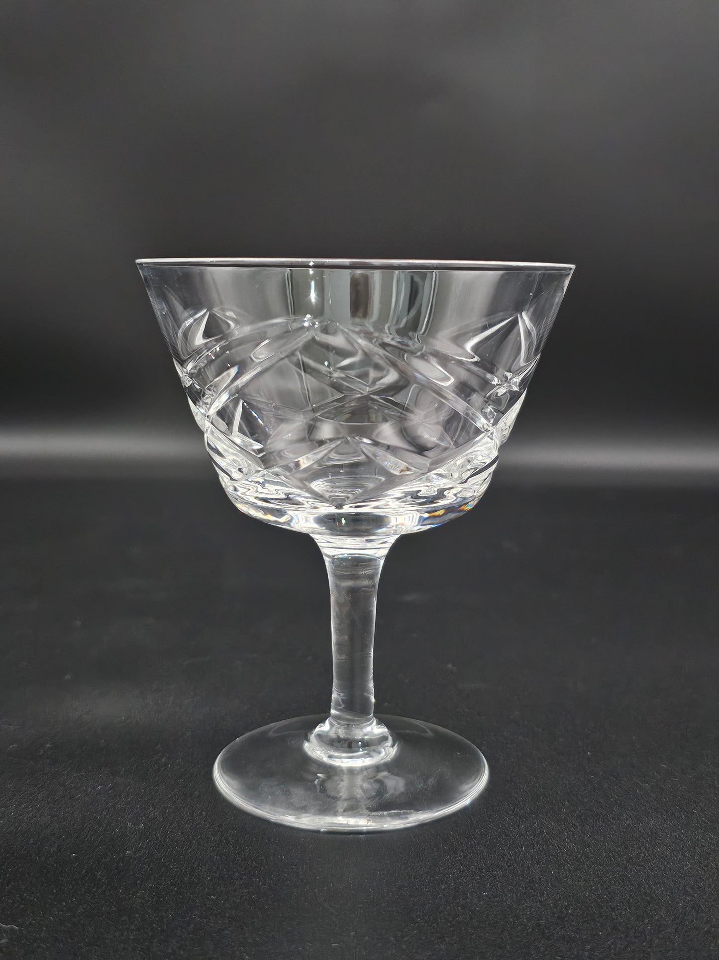 Beautiful vintage set of 6 (7) fine Crystal Champagne Coupes