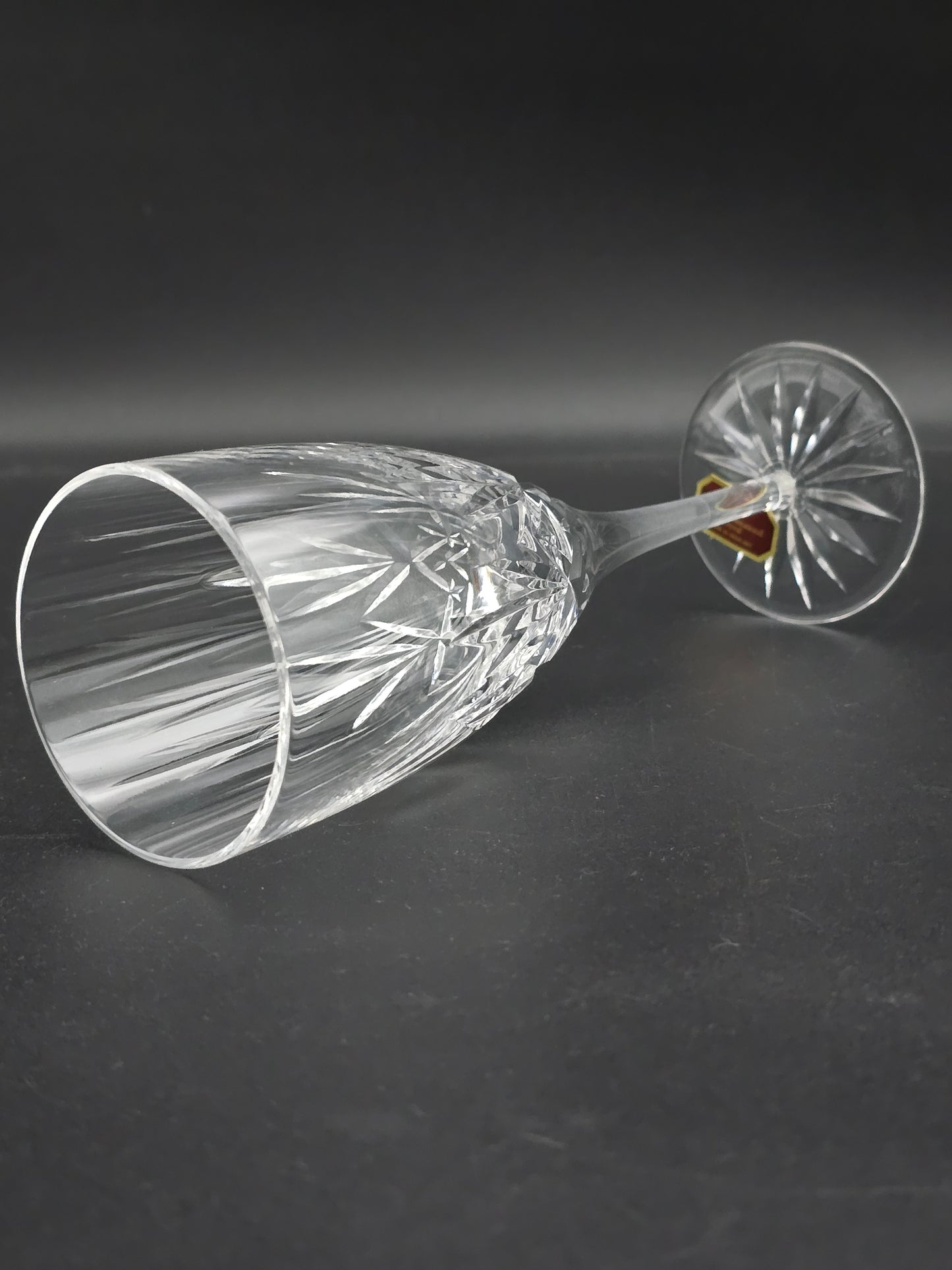 Set of 6 Royal Doulton International Crystal Champagne Flutes. Boxed 150ml.  18.5cm tall.