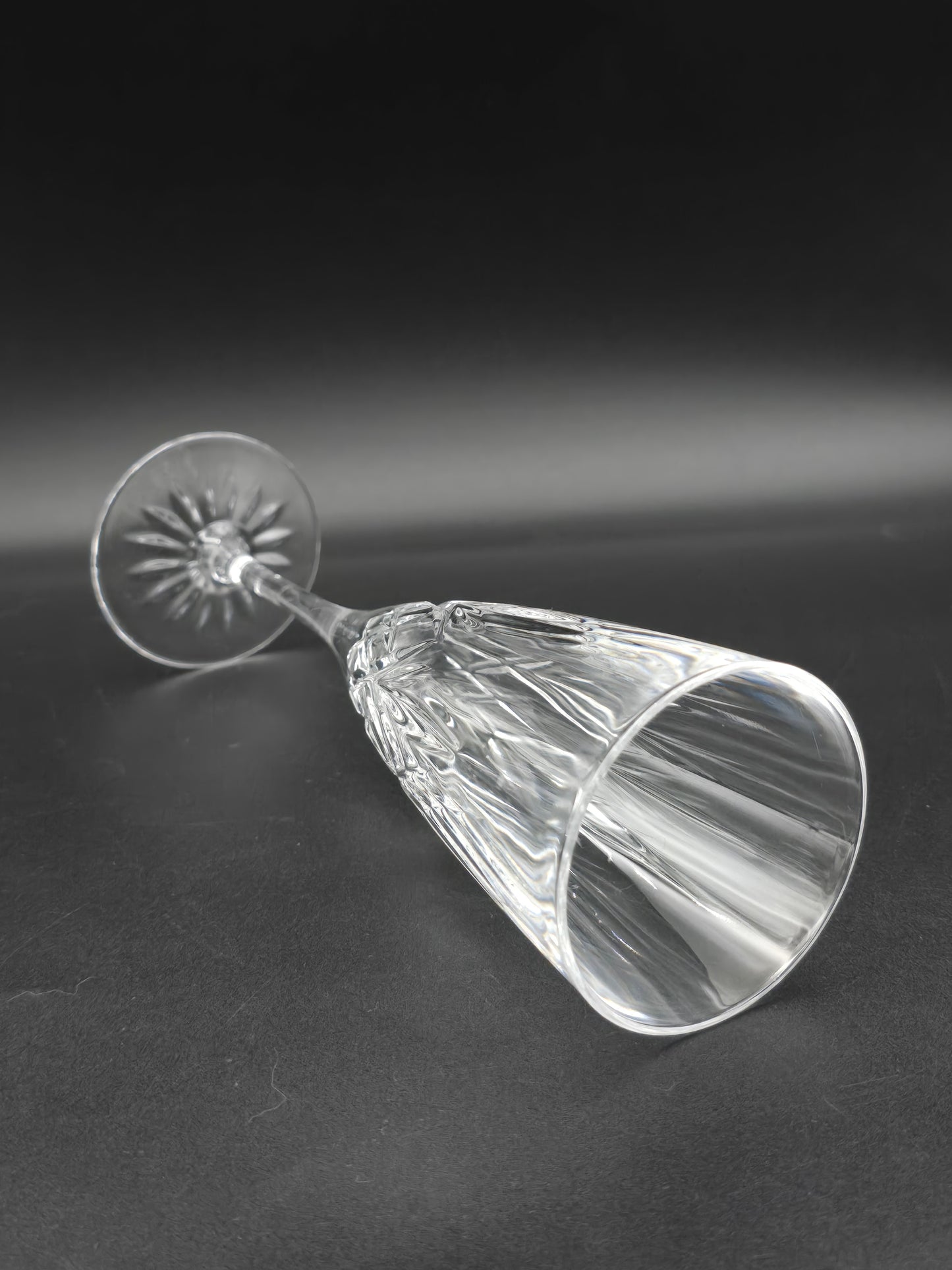 Edinburgh Crystal Romeo Champagne Flute | 200ml | Made in Scotland | Tall Cut Crystal Glass | Wedding Toast | Vintage Crystal