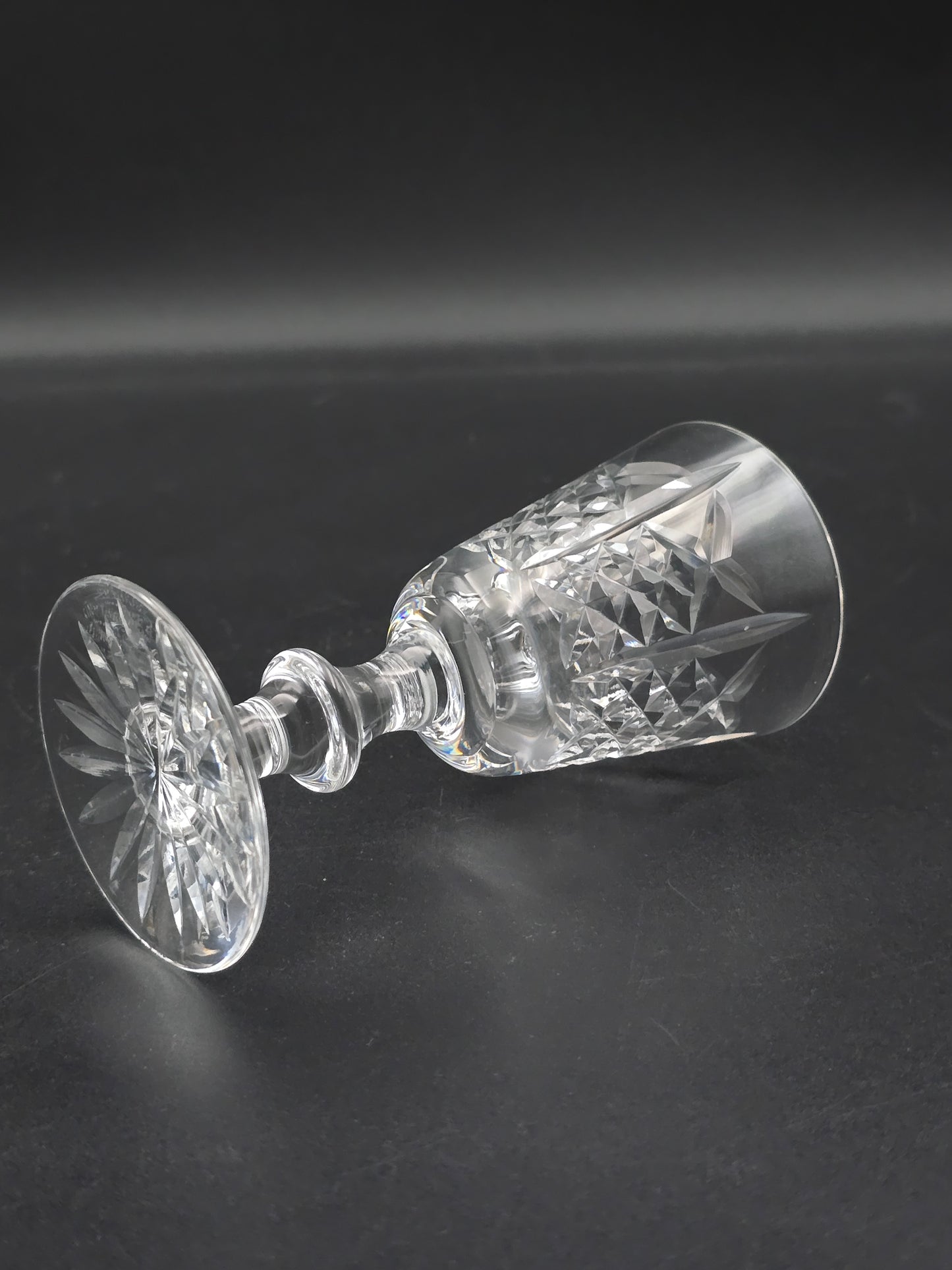 Set of 4 Edinburgh Crystal Highland pattern Crystal sherry or liqueur glasses 75ml. 11.5cm tall