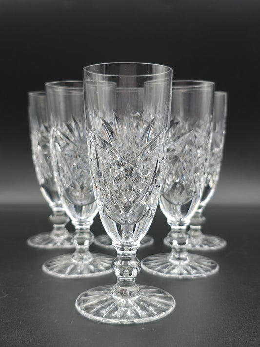 Set of 6 small Crystal Champagne Flutes – Knopped Stem and star cut base– 14.5cm Tall – Vintage British Glassware – Immaculate Condition. 135ml