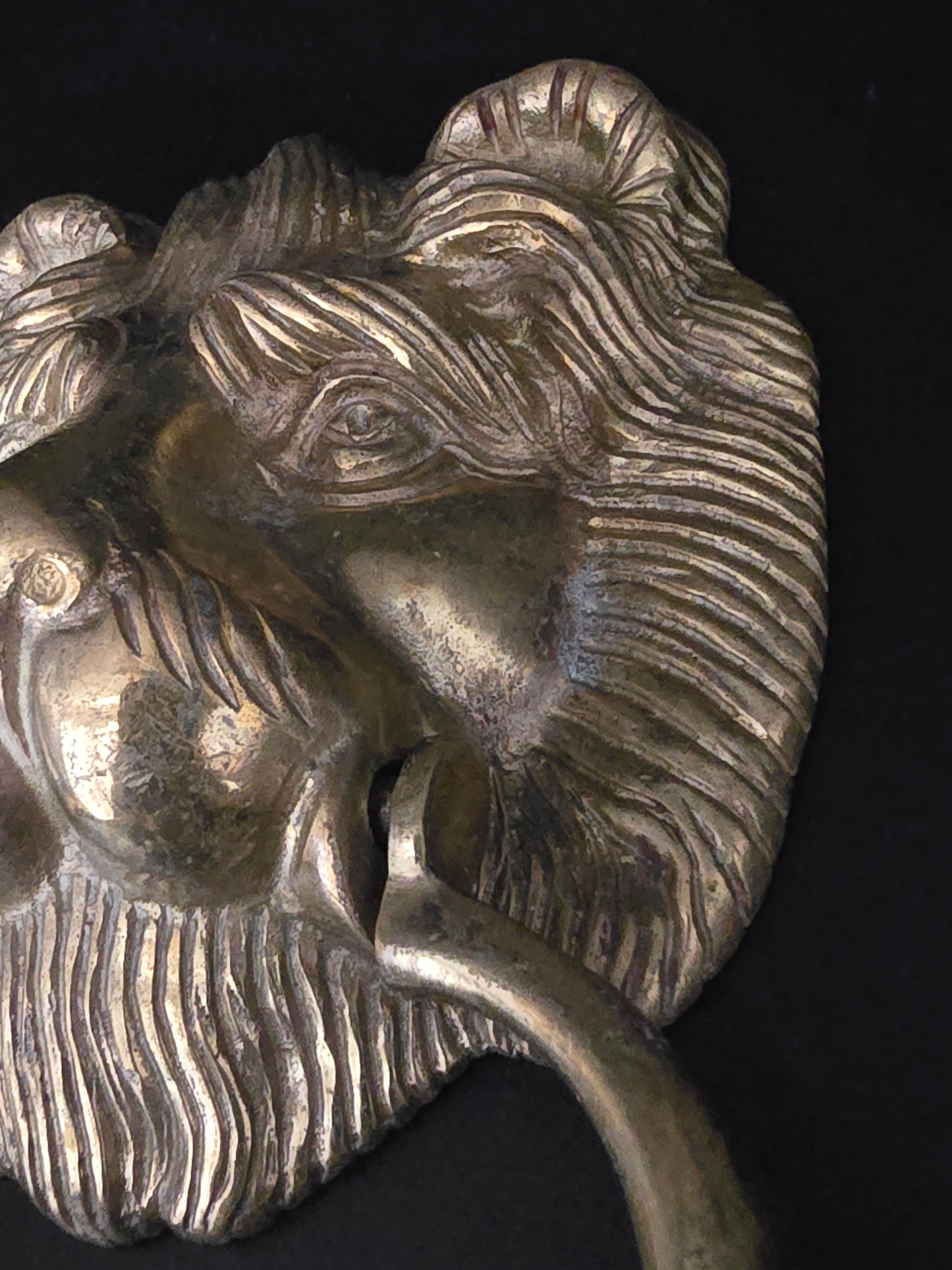 Vintage Large Brass Lion’s Head Door Knocker – 18cm x 11cm – Solid Brass, Regal Design, Statement Front Door Hardware