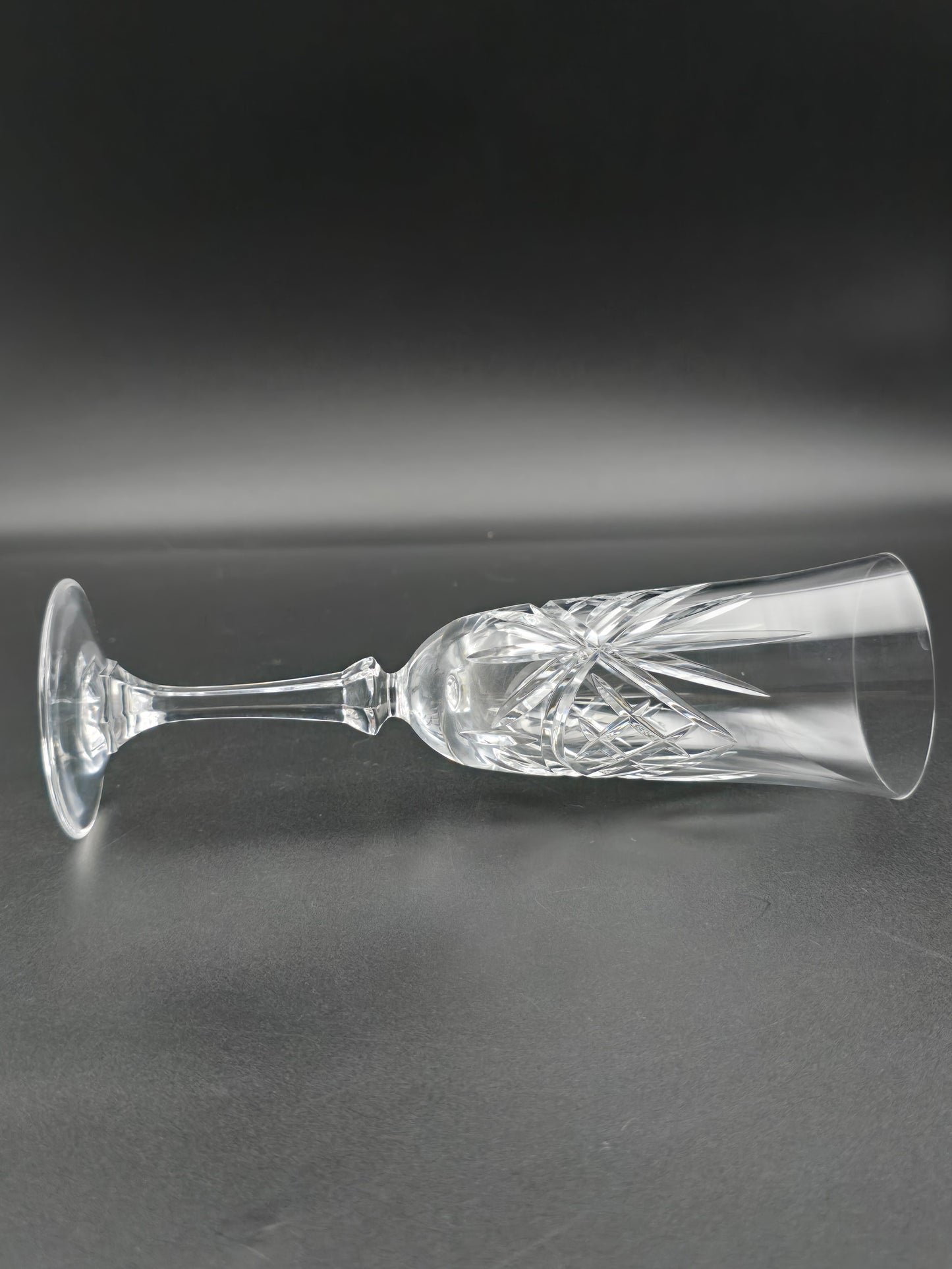 Set of 4 Royal Doulton RDC41 Champagne Flutes – 150ml, Elegant English Crystal, 20cm Tall