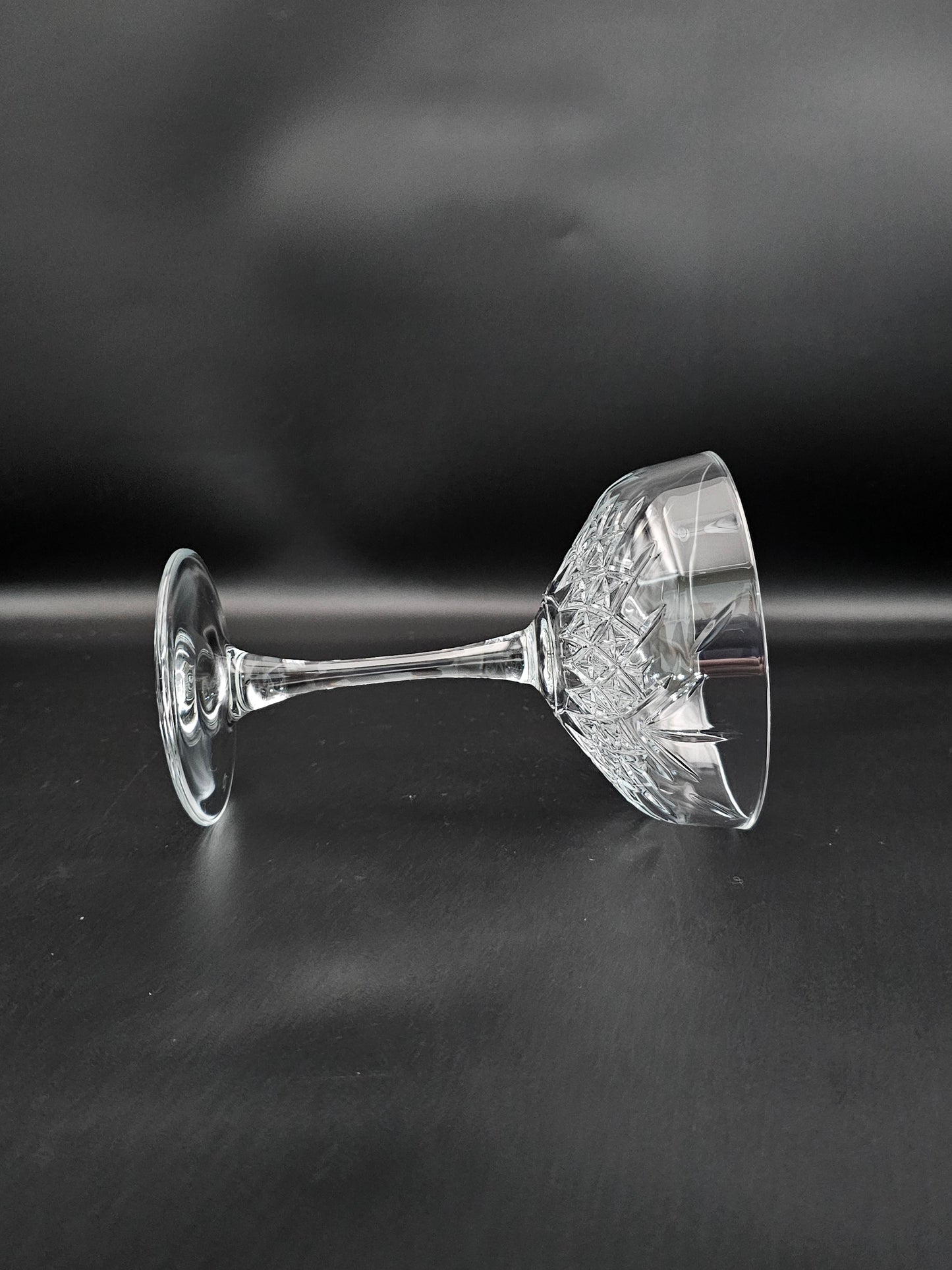 Set of 4 Circleware Cocktail or Martini coupes. 250ml. 15.5cm tall