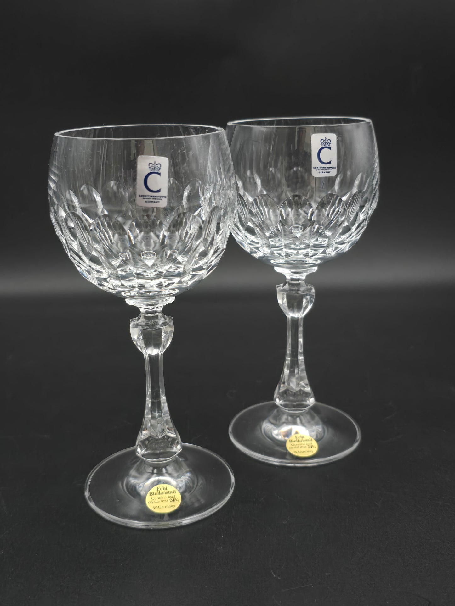 Pair of Schott Zwiesel Christine Hutte Wine glasses in Original box. 150ml