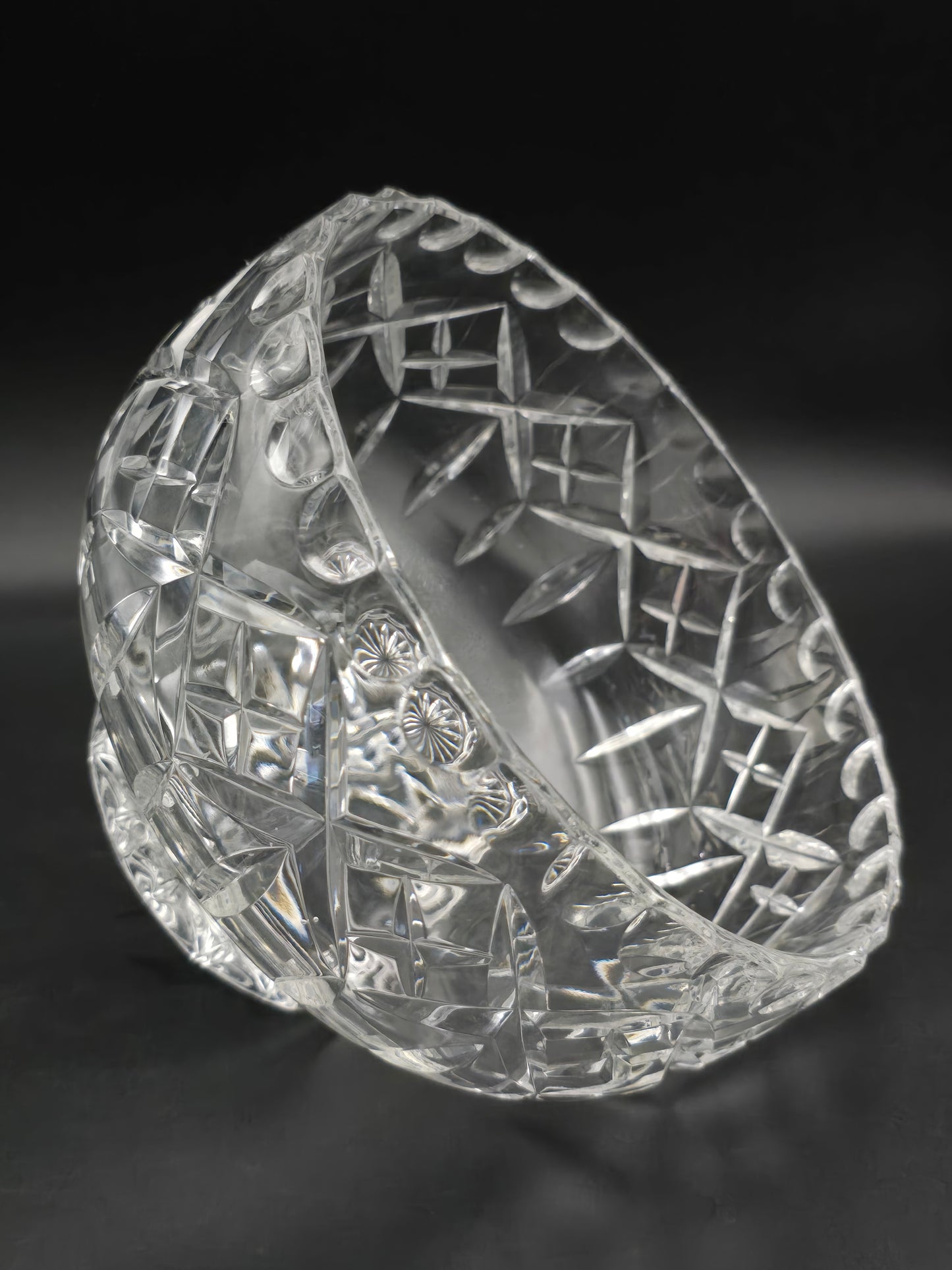 Large Vintage Crystal Rose Posy Bowl – Fluted & Cross-Cut Design with Star-Cut Base – 6.5” Wide, 1.4kg