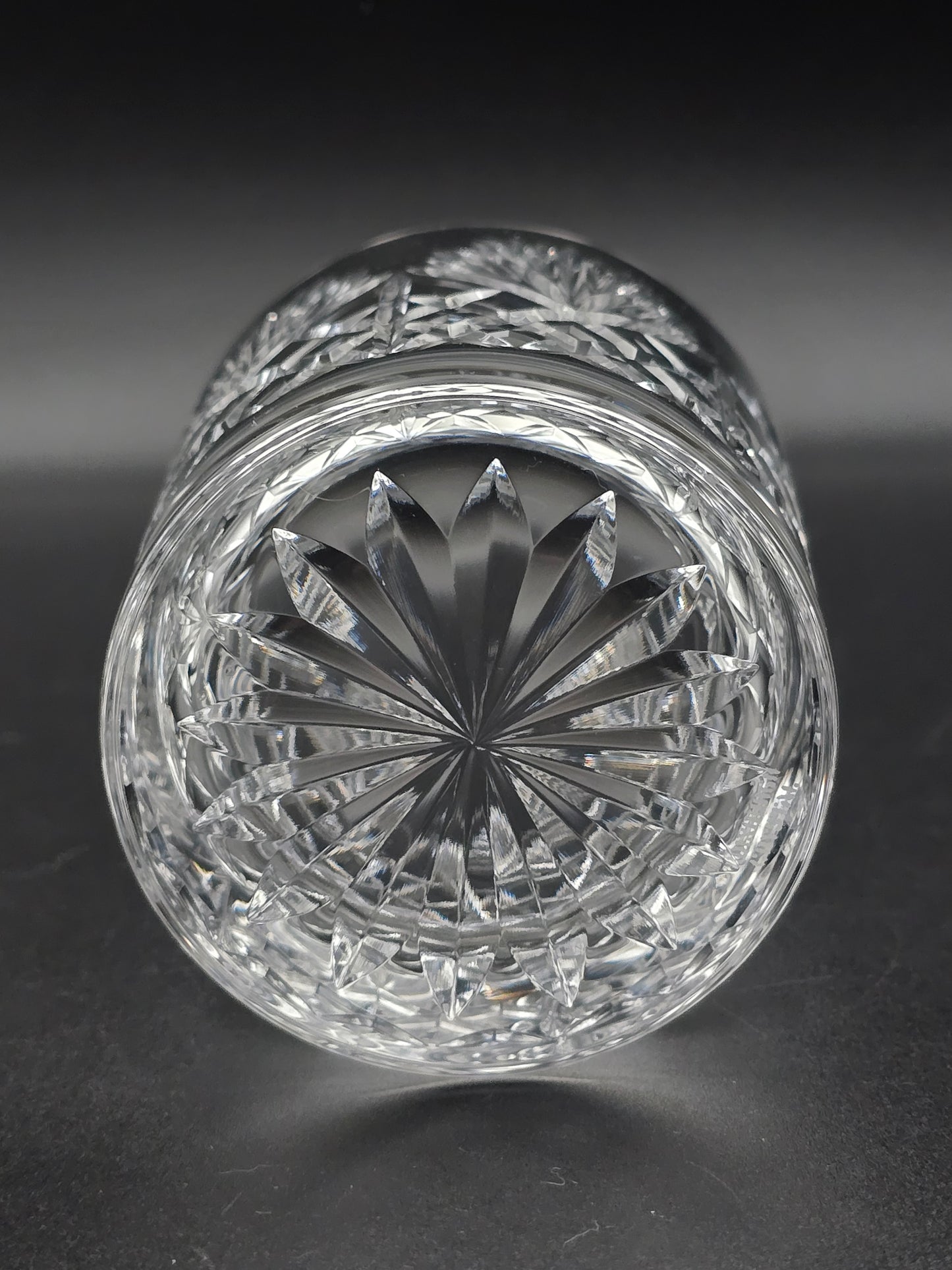 Stunning set of 6 Large Edinburgh Crystal Iona Pattern Tumblers. 10oz