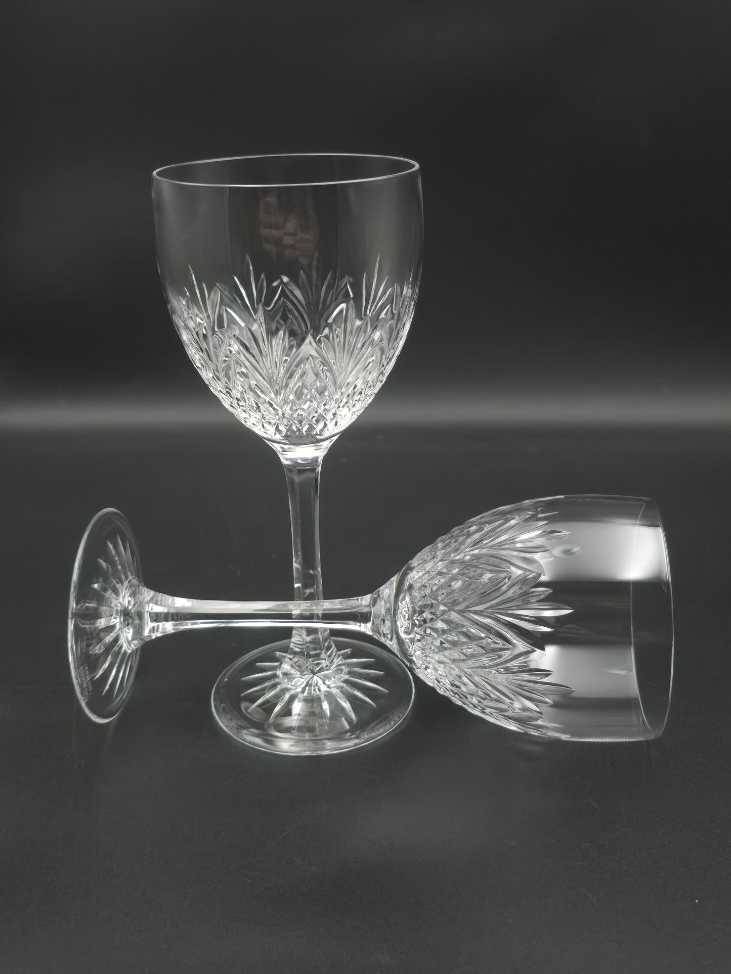 Pair of large Edinburgh Crystal Tweed Pattern wine glasses. 275ml boxed.