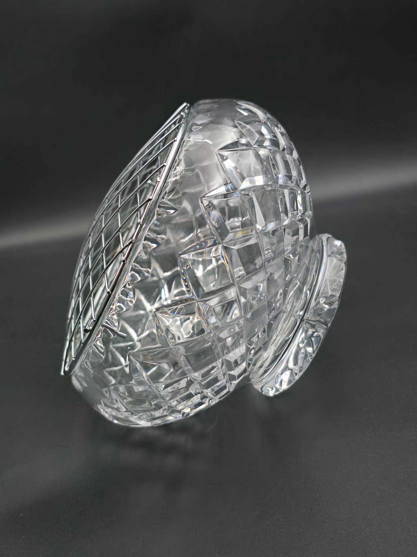 Beautiful Vintage Large Crystal Rose Posy Bowl. 16.5cm wide.