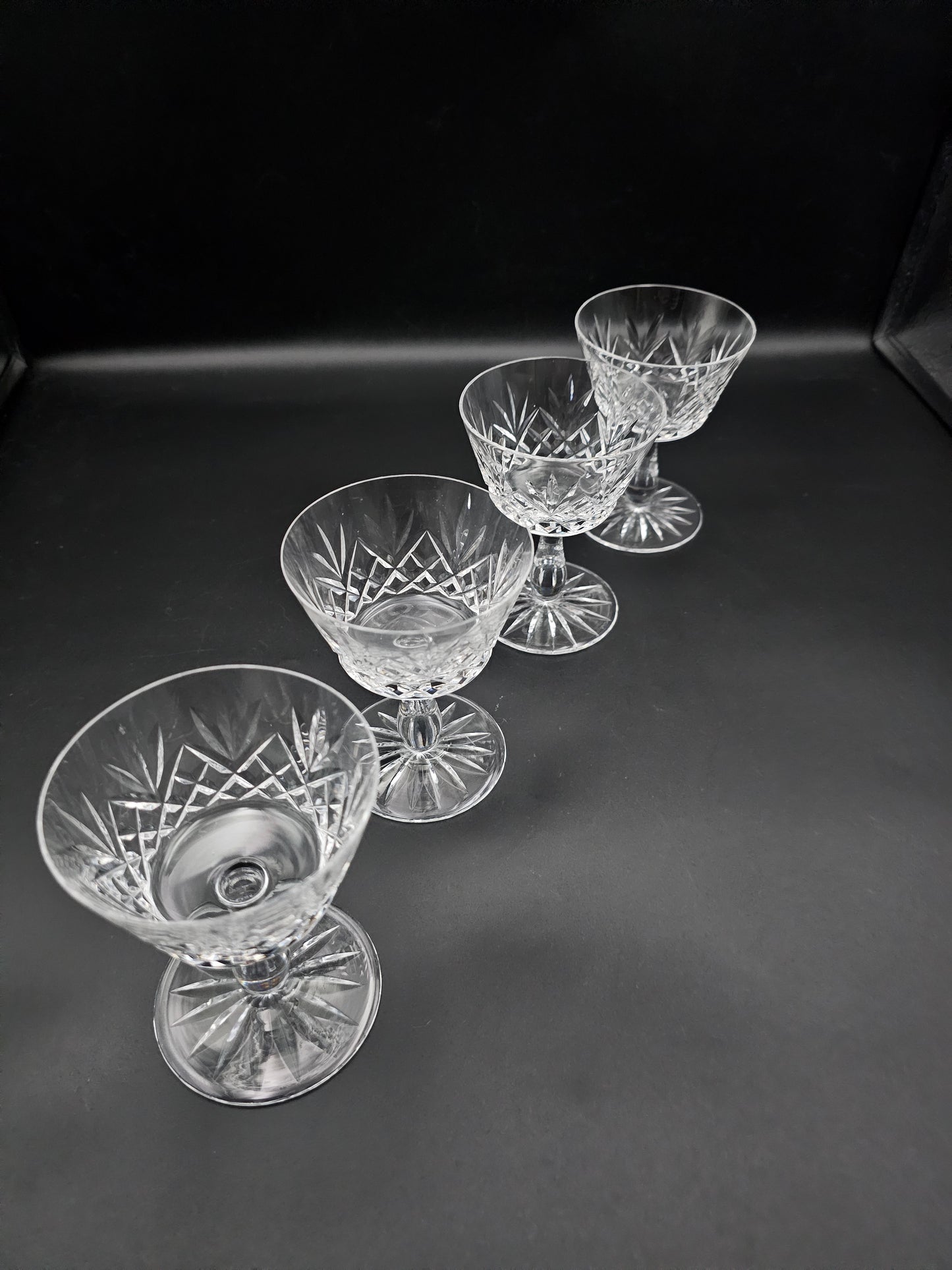 Set of 4 Crystal Champagne Coupes 125ml