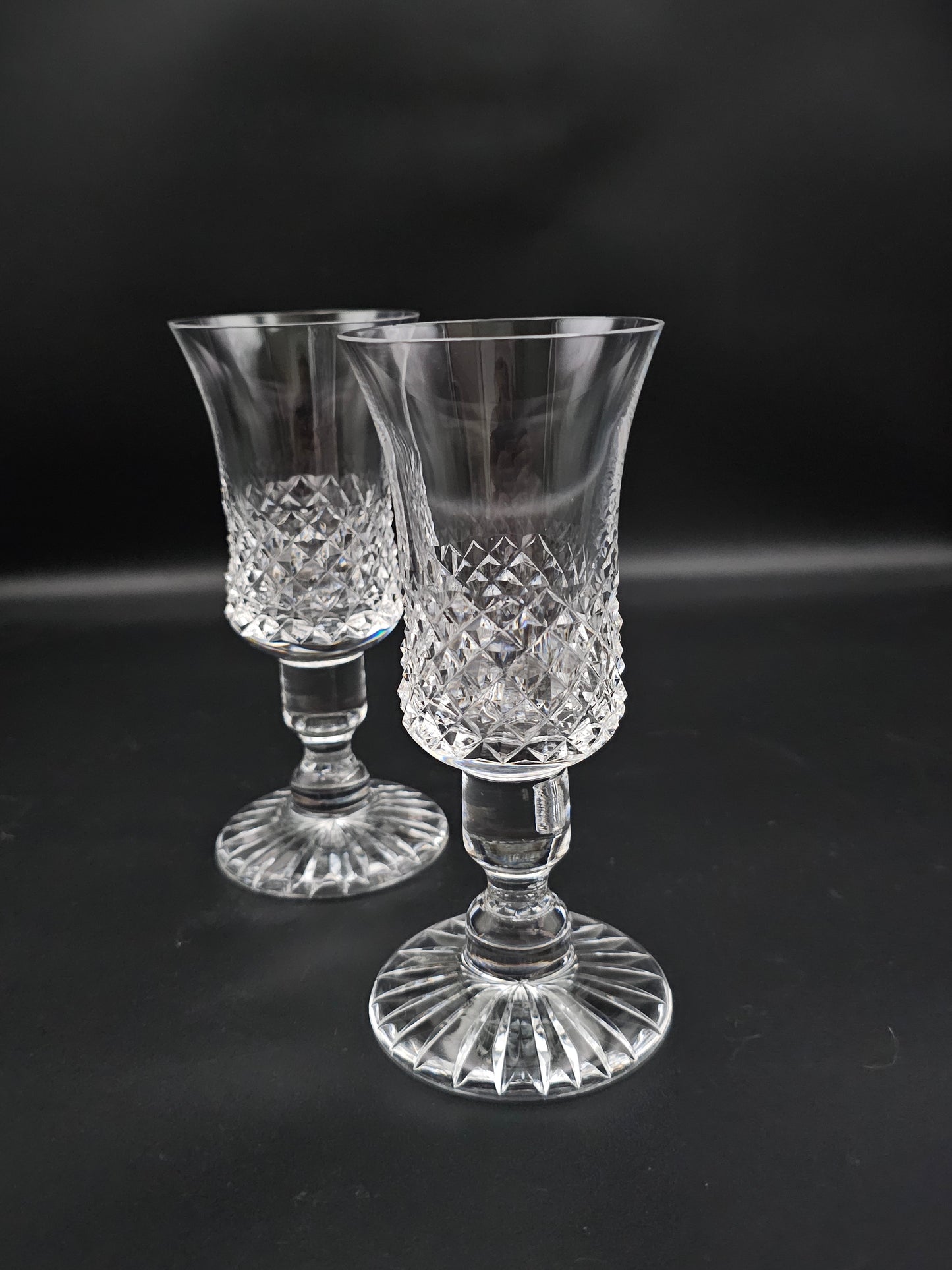 Pair (3) of stunning footed crystal drinking glasses 150ml