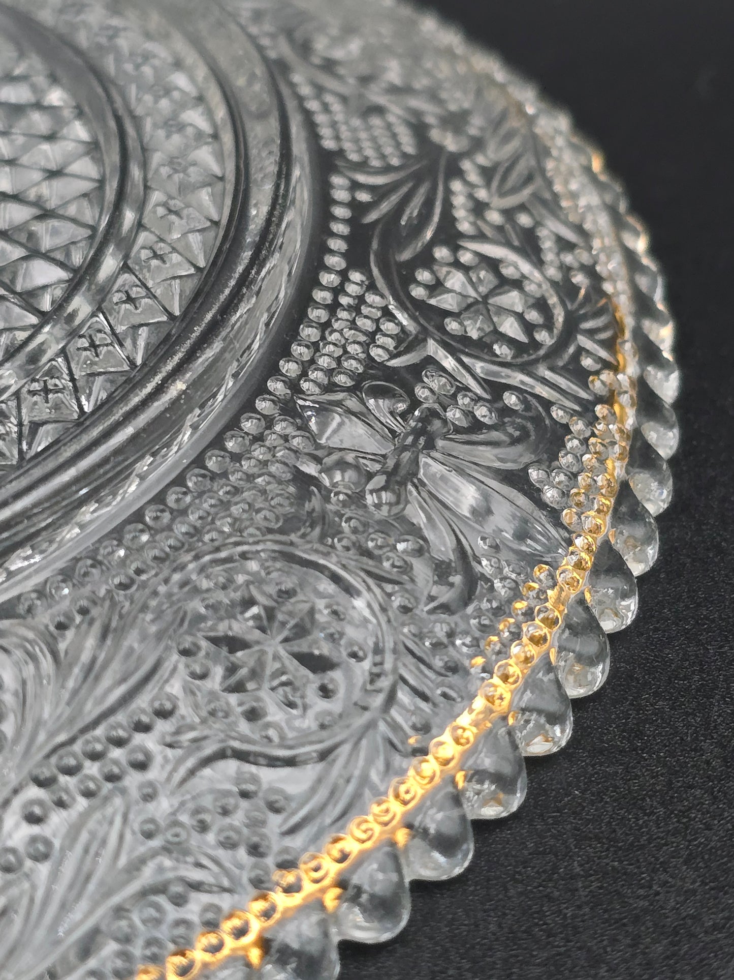 Set of 6 Vintage Pressed glass side plates. 15cm