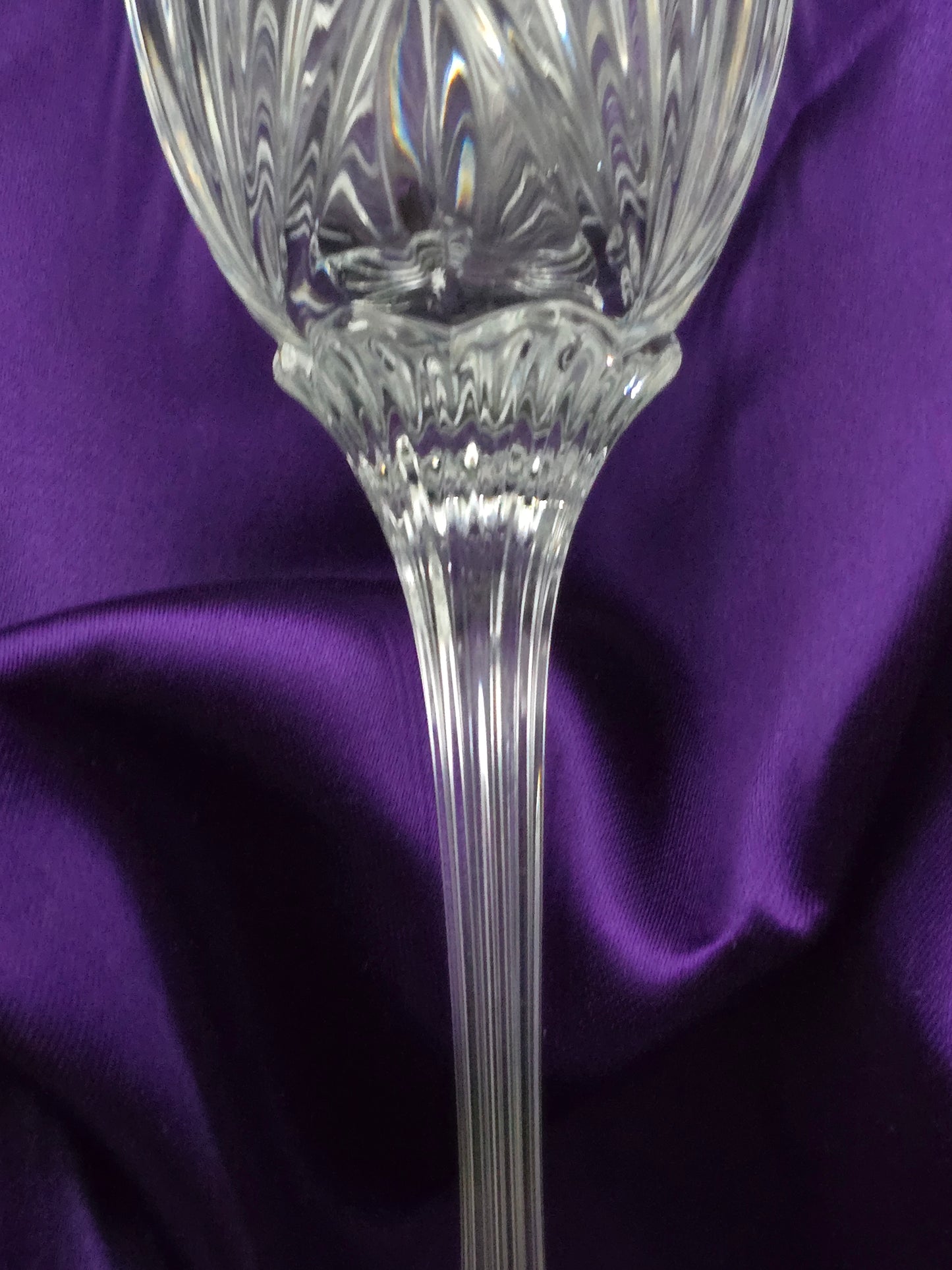 Pair of Edinburgh Crystal Champagne Flutes. 160ml. Boxed
