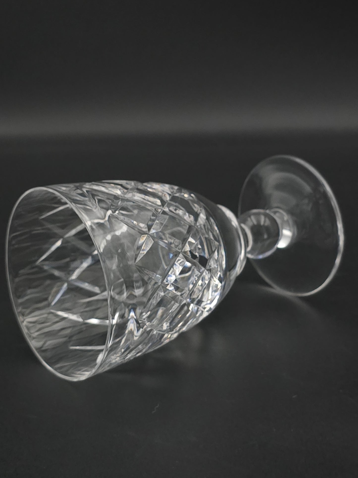 Set of 4 Crystal Glass goblets. 165ml. 12cm tall