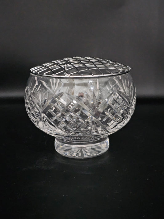 Small Crystal Rose Posy Flower bowl 12.5cm wide