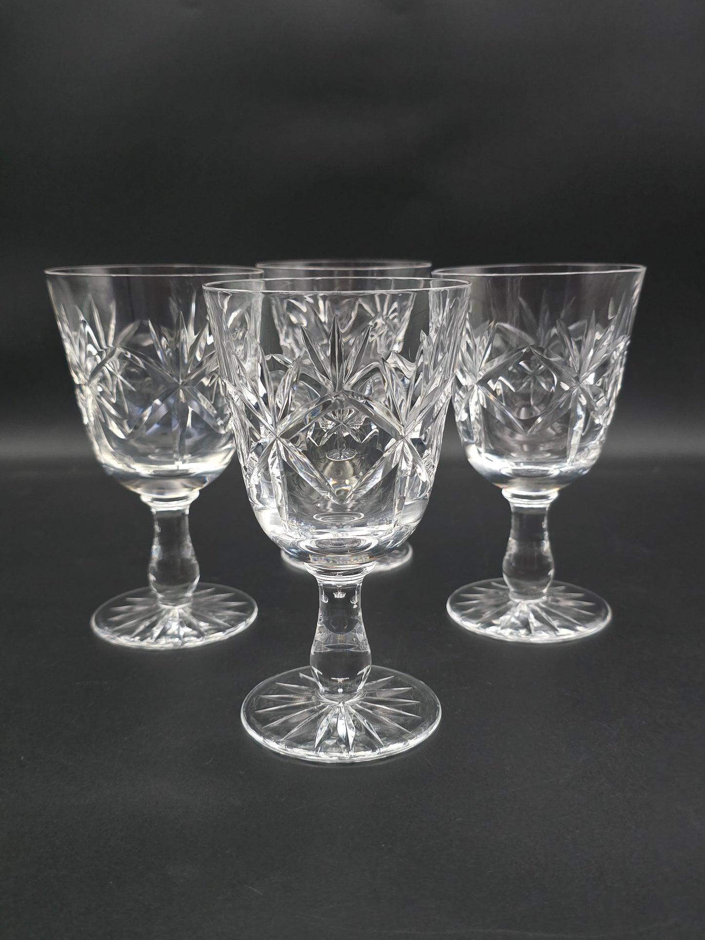 Set of 4* Large Vintage Crystal wine glasses. 250ml