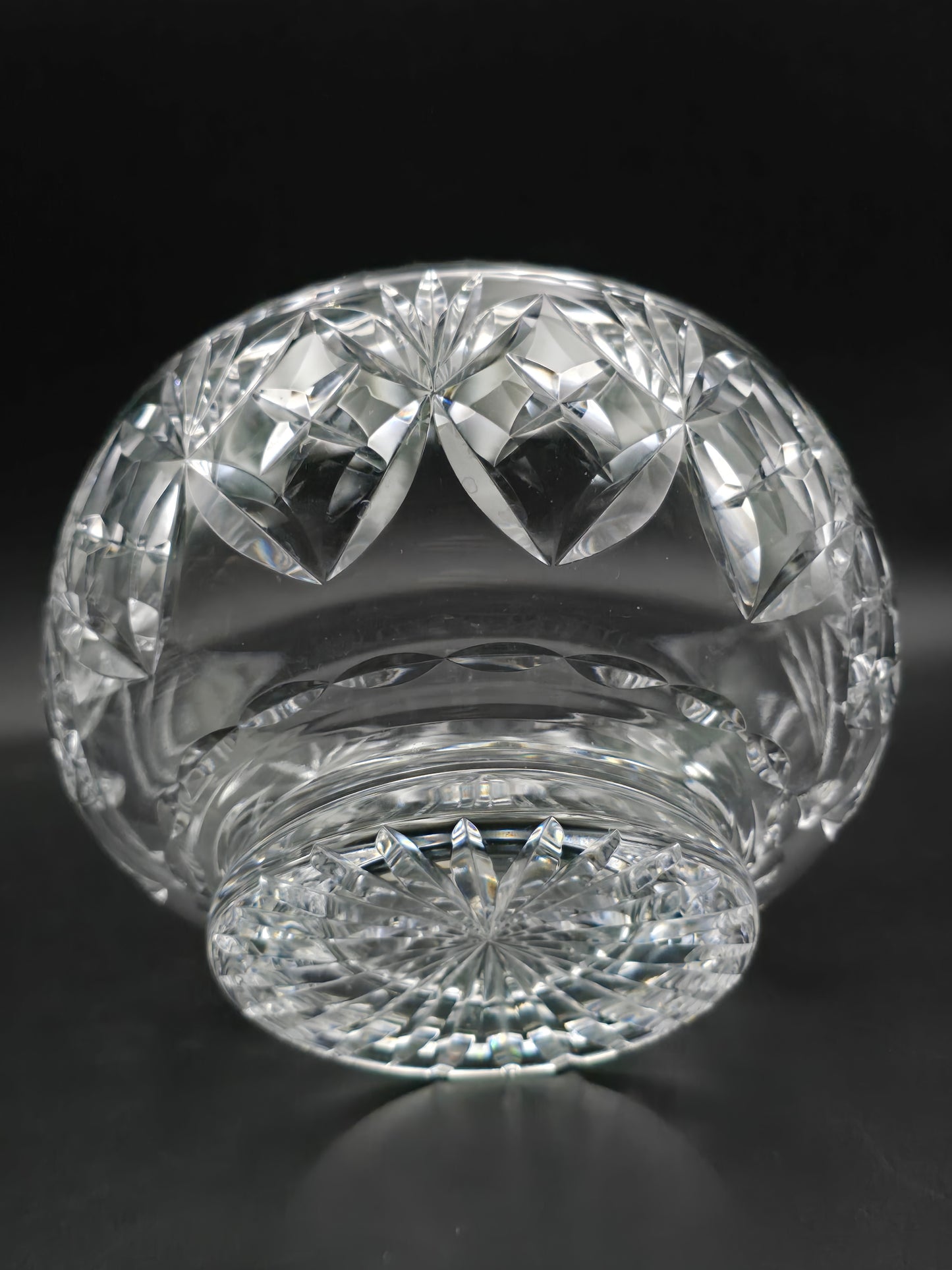 Large Heavy Vintage Crystal Rose Posy Bowl with Fluted & Cross-Cut Design – 2kg – 7.5” Wide, 6” Tall