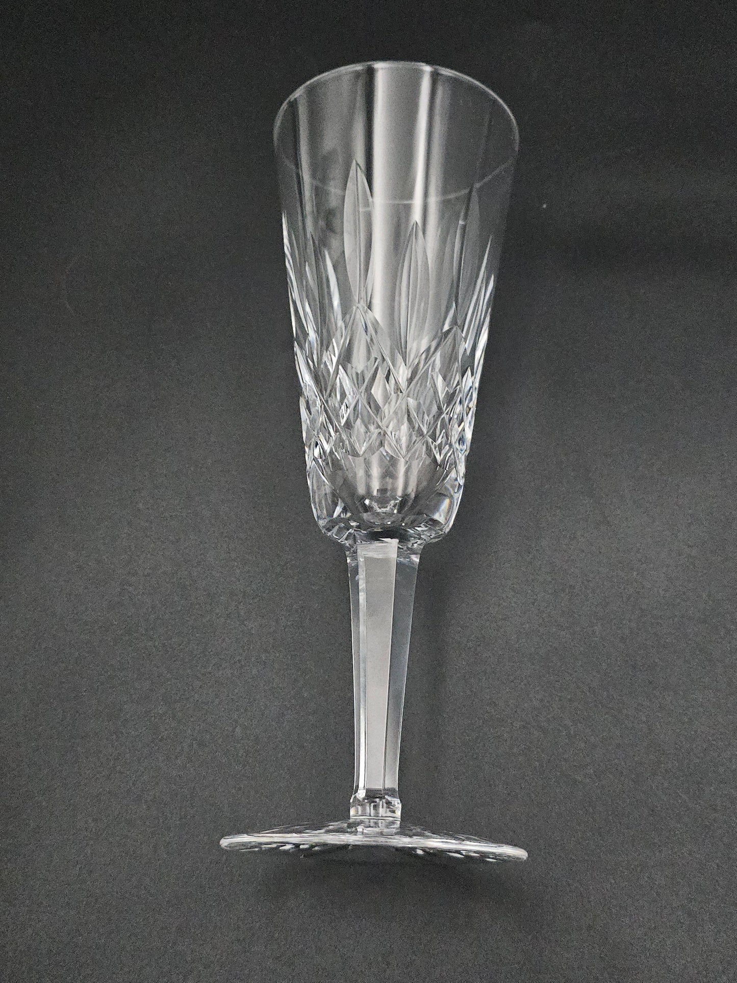 Waterford Lismore Crystal Champagne Flutes. Set of 6 150ml. 18.5cm tall