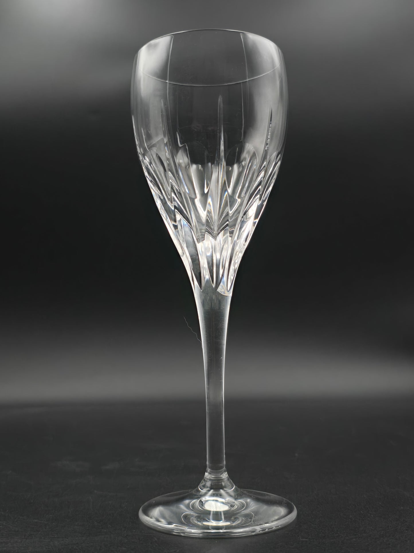Set of 4 Waterford Nocturne Tranquility Wine Glasses – 200 ml, 19.5 cm Tall, Thumbprint & Vertical Cuts
