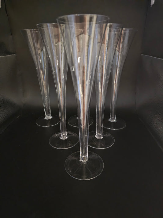 6 x Hollow Stemmed Champagne Flutes