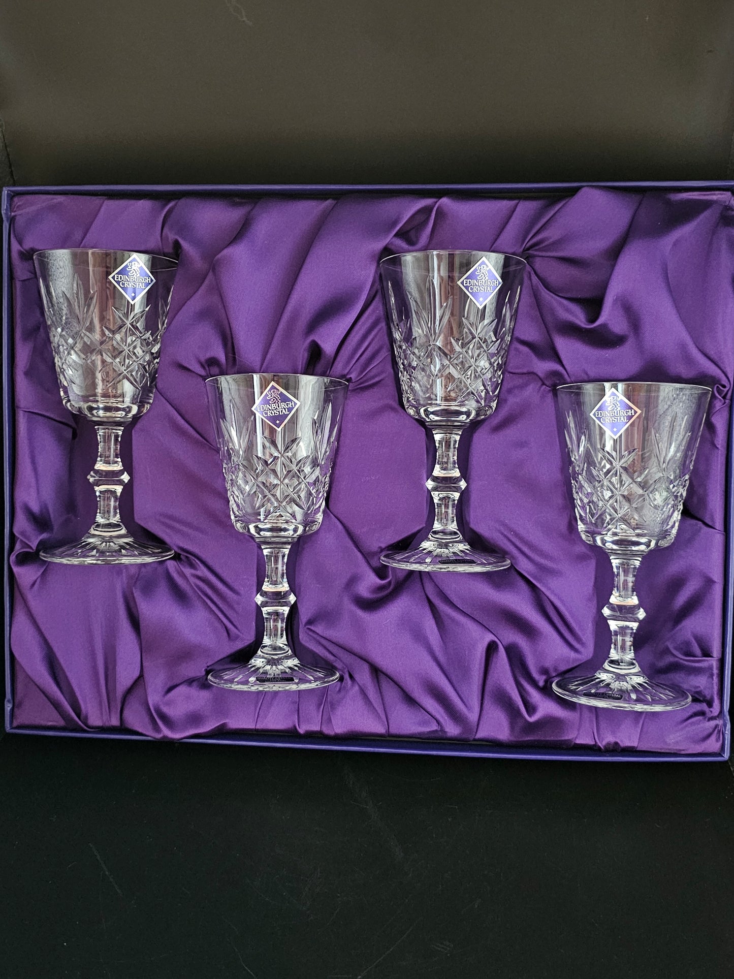 Edinburgh Crystal set of 6 Wine Glasses. Lomond Pattern. Boxed 200ml