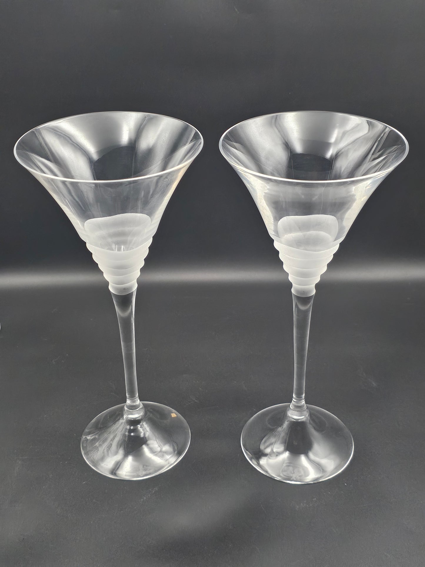 Large Pair of Edinburgh Crystal Infinity Cocktail Glasses. 400ml 28cm tall designed by Jessamy Kelly