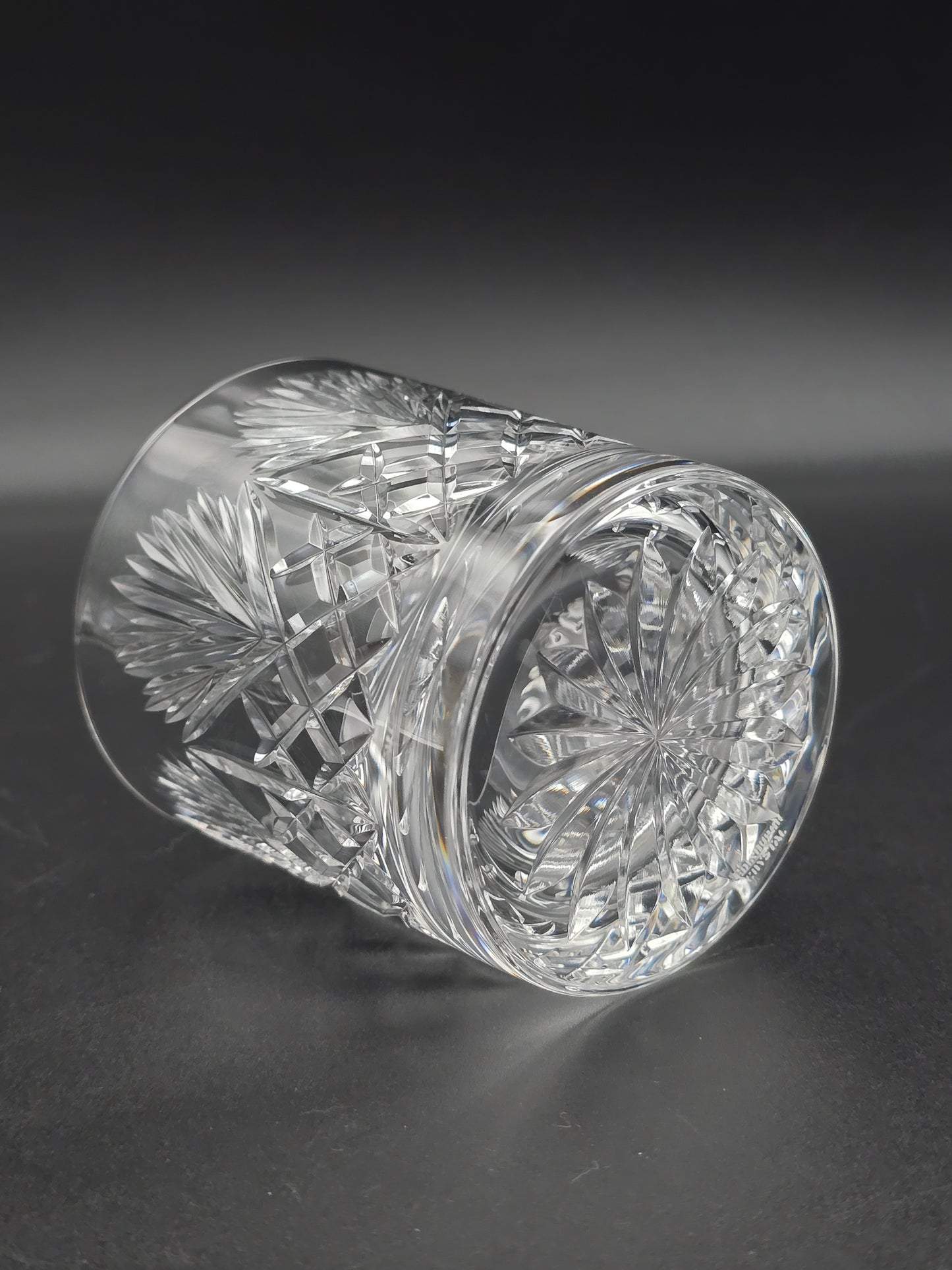 Stunning set of 6 Large Edinburgh Crystal Iona Pattern Tumblers. 10oz