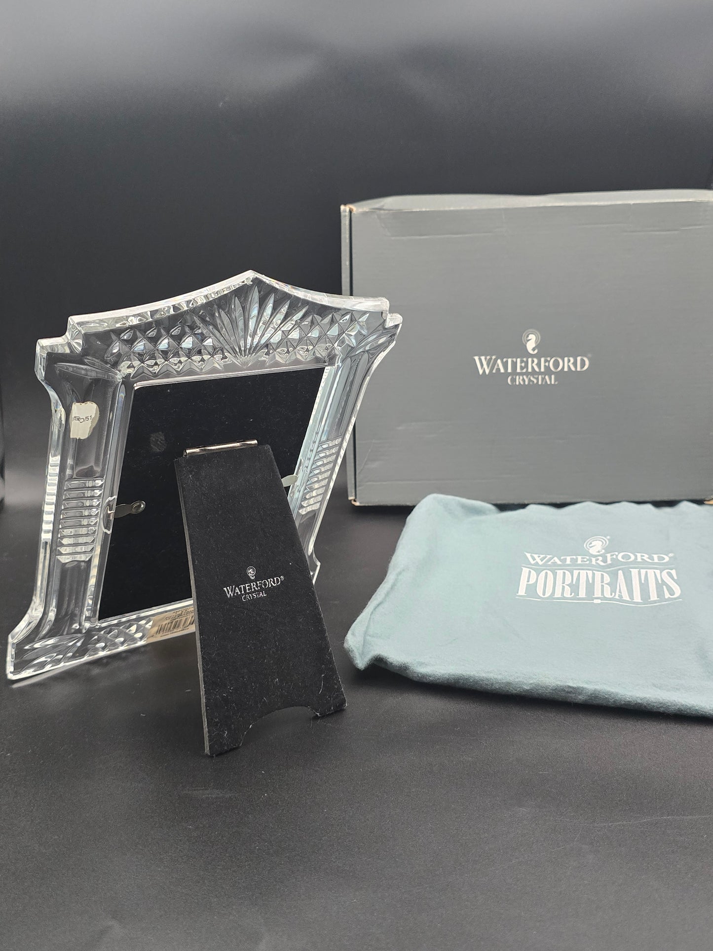 Waterford Crystal Abbeville 4x6 Photo Frame – With Original Box & Linen Bag – Signed.
