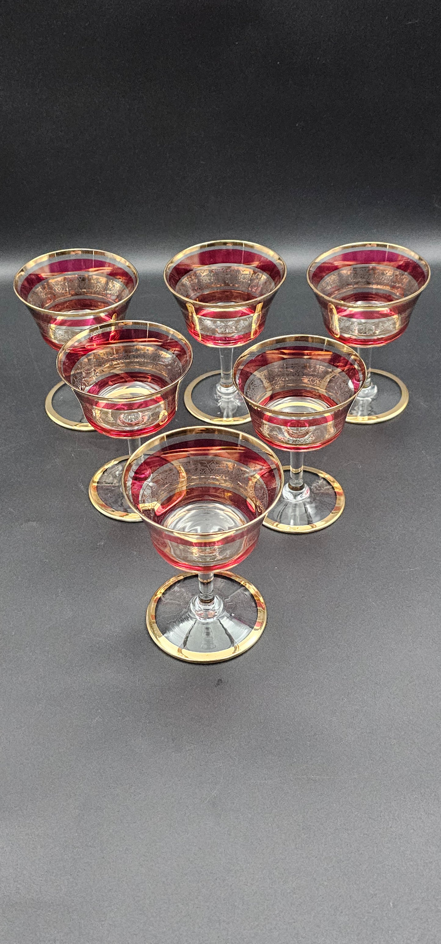 Set of 6 Small Crystal coupes with red and golden coloured detailing. 100ml 9.5cm tall