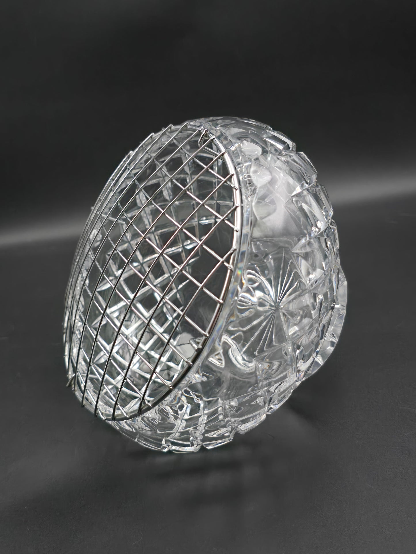 Beautiful Vintage Large Crystal Rose Posy Bowl. 16.5cm wide.