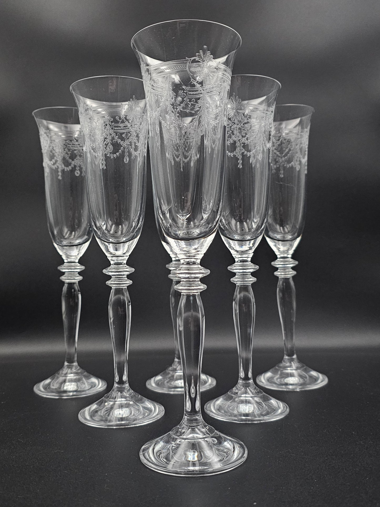 Beautiful set of 6 vintage Crystal Champagne Flutes 24cm tall