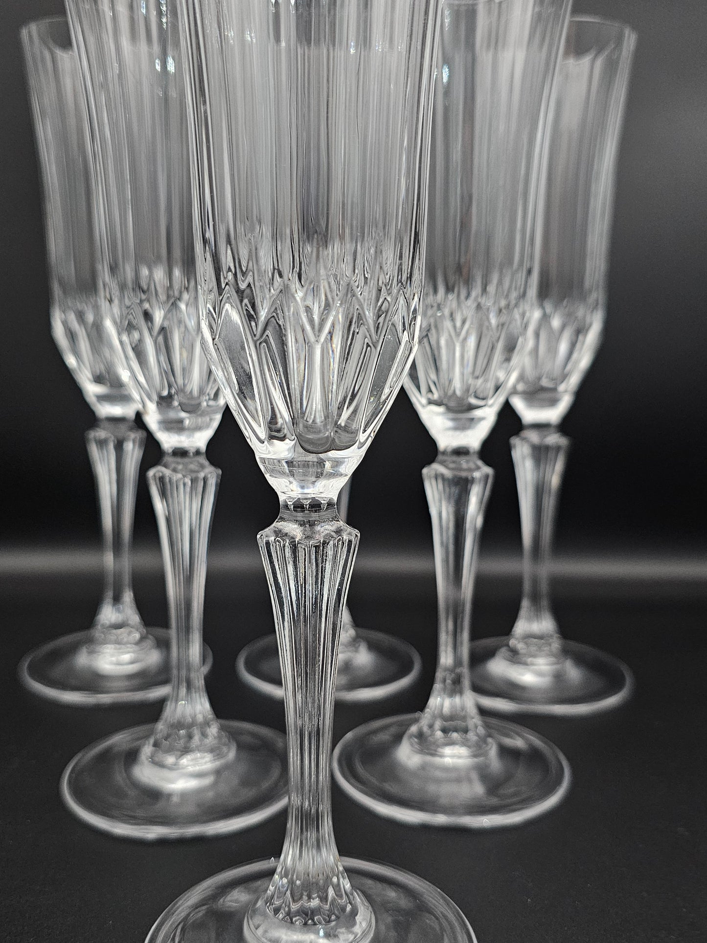 Set of 6 Vintage tall Crystal Champagne Flutes. 24.5cm