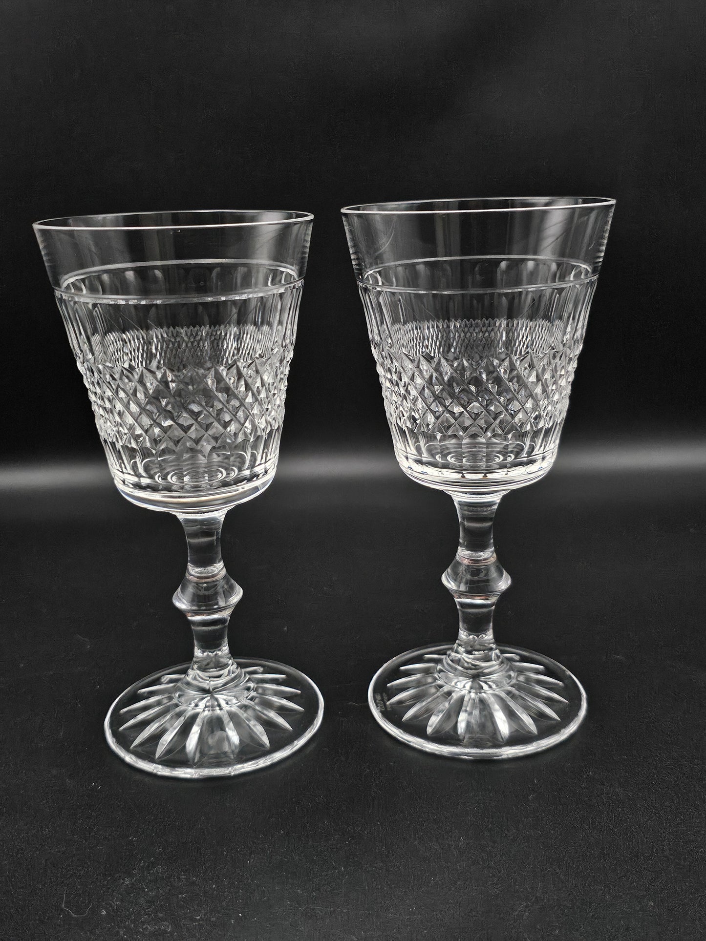 Pair of Edinburgh Crystal Cameron Pattern Crystal wine glasses 175ml