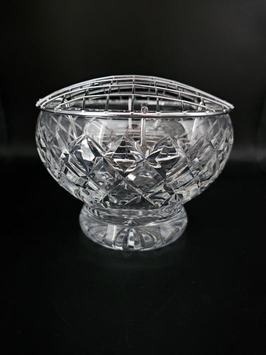 Stunning Vintage Crystal Rose Bud posy bowl. 15cm