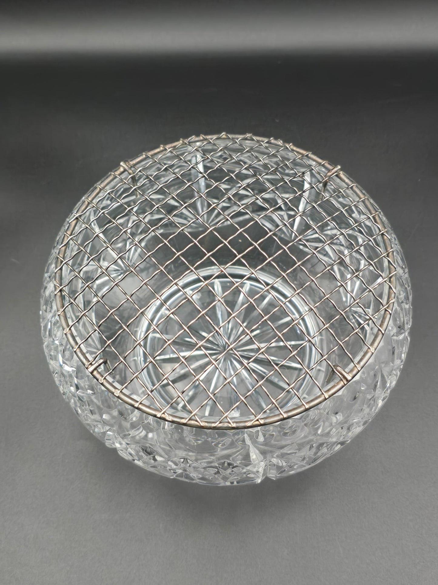 Vintage Lead Crystal Rose Bowl – 17.5cm Star Cut Base & Cross Pattern – Medium Table Centrepiece Vase