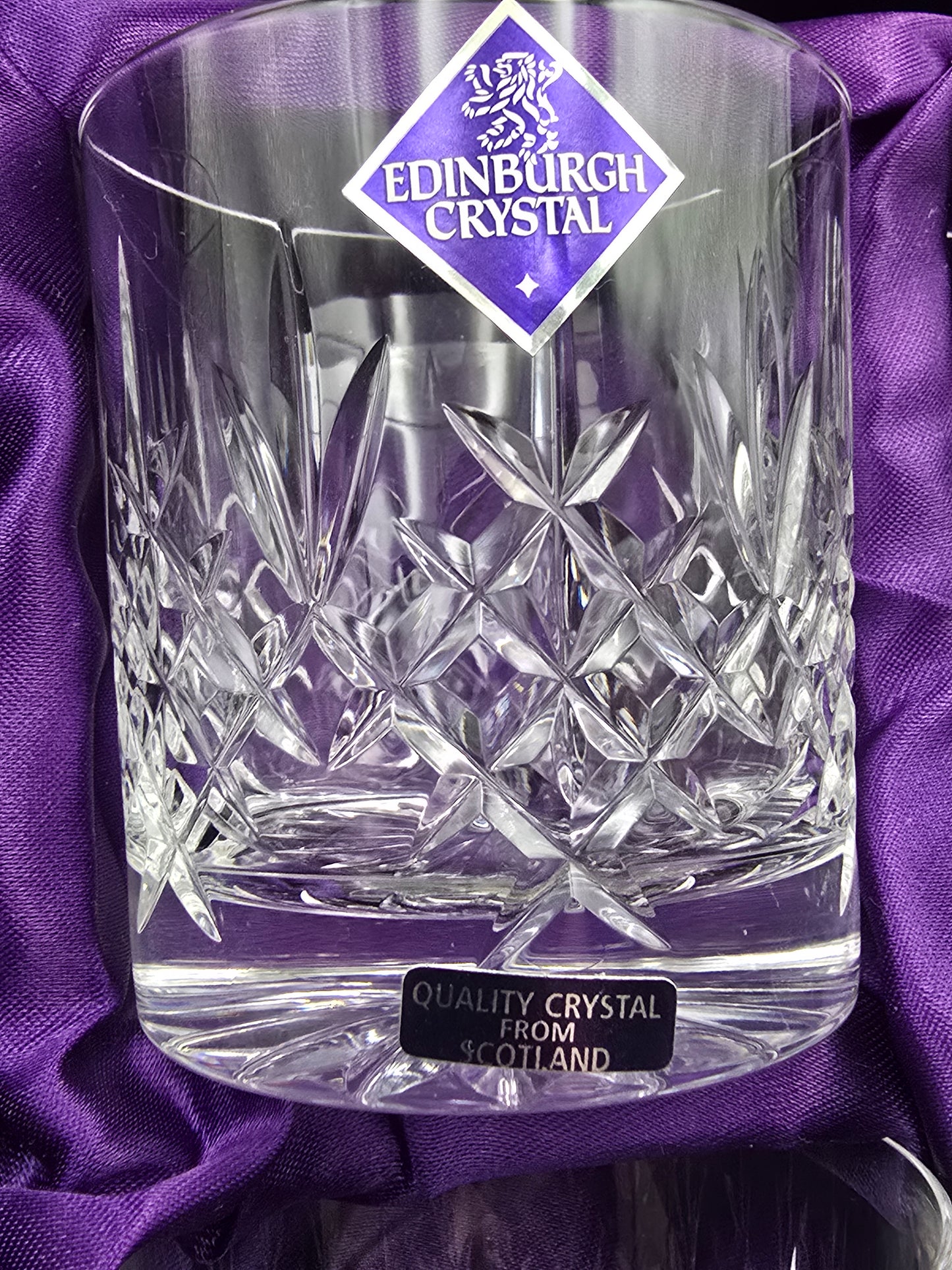 Set of 6 Vintage Edinburgh Crystal Lomond Pattern Crystal whisky tumblers. Boxed. 7oz