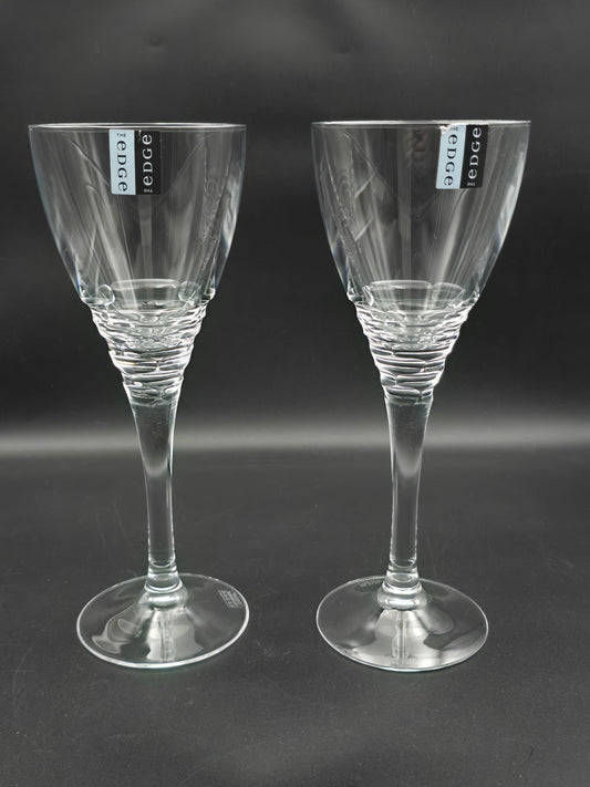 Pair of Large Edinburgh Crystal The Edge Collection Cirrus pattern wine glasses 350ml 24.5cm tall.