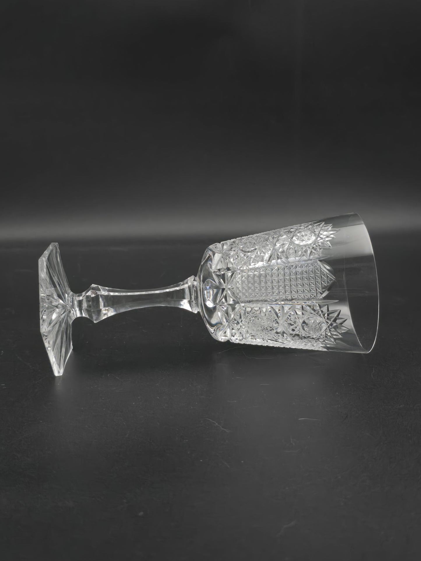 Set of 6 Bohemian vintage Crystal wine glasses with hexagonal base. 175ml