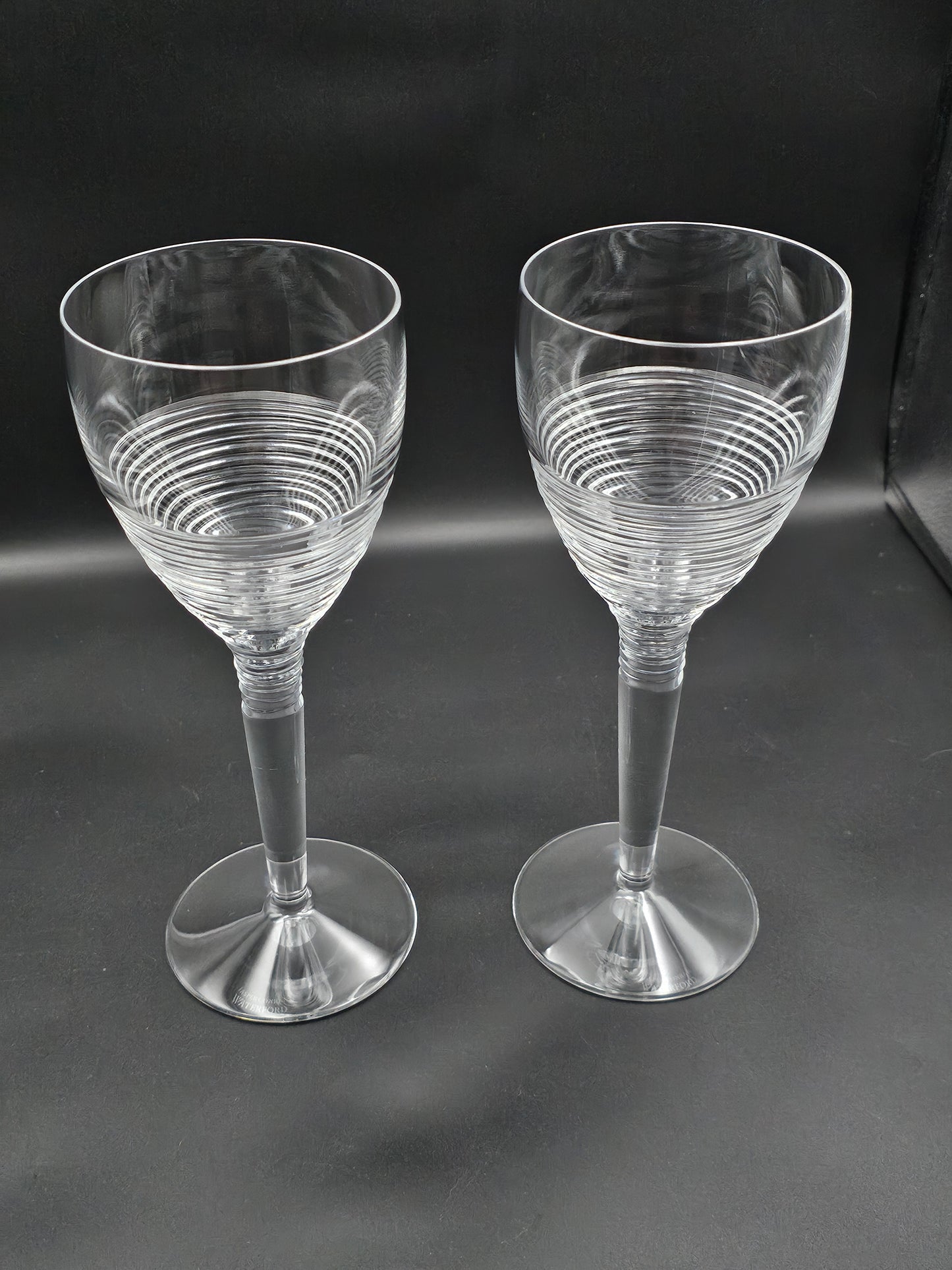 Beautiful Pair of Waterford Jasper Conran Large Strata Wine Glasses 25.5cm tall 500ml