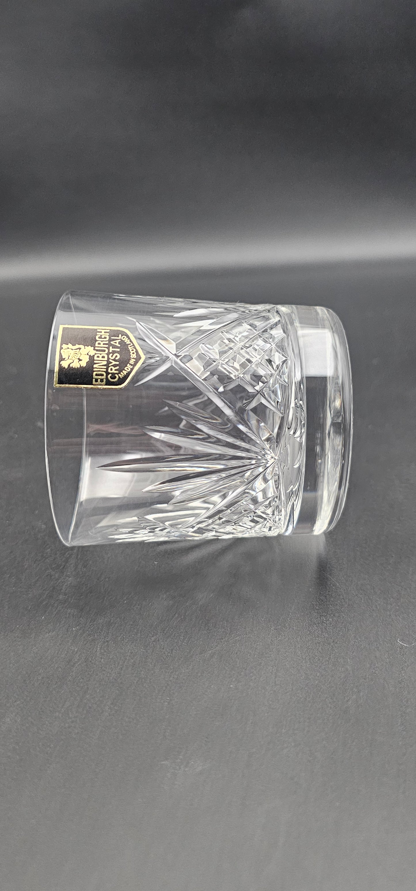 Set of 4 Edinburgh Crystal Sutherland Pattern Crystal Tumblers in satin lined presentation box 9oz