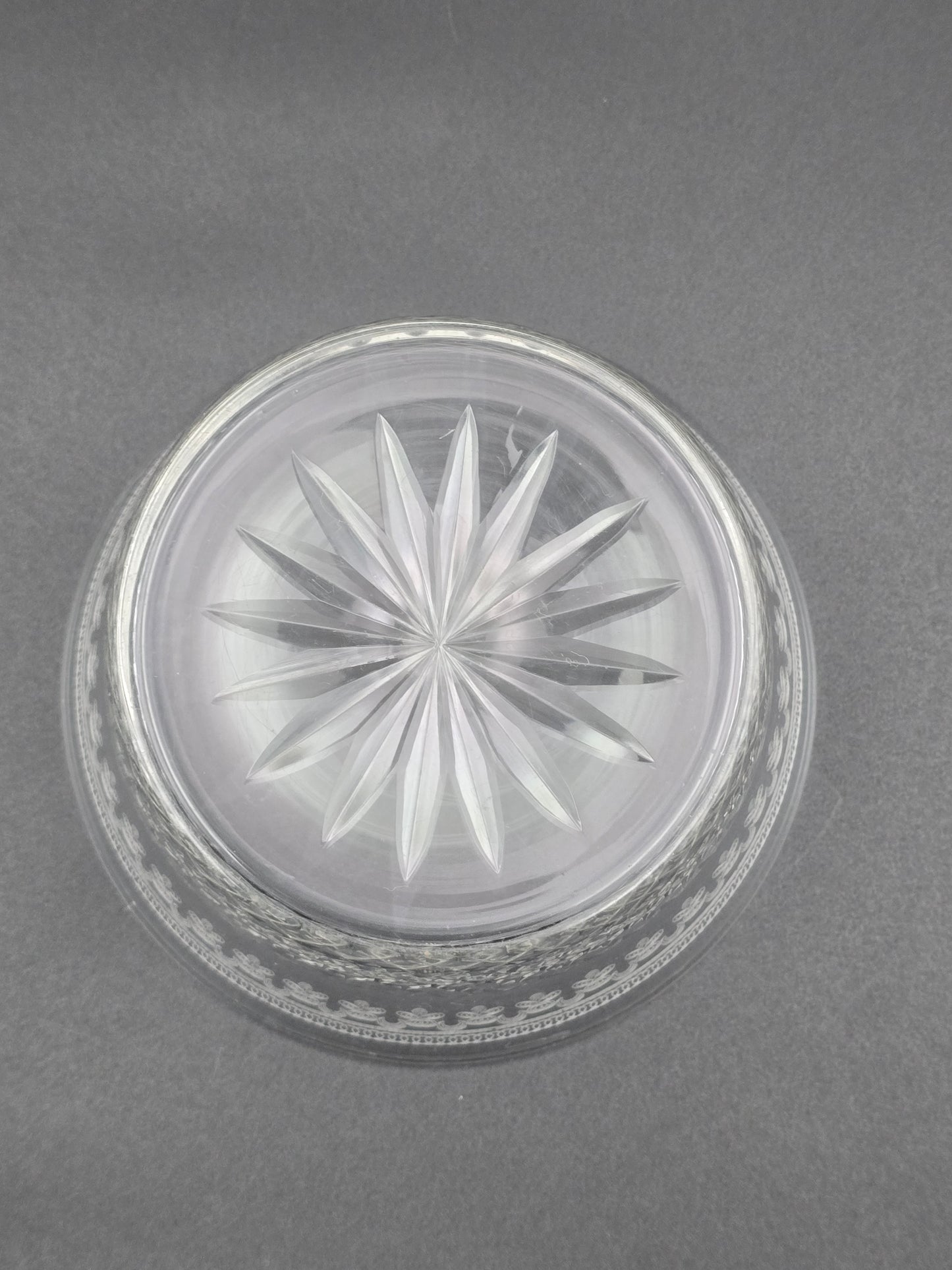 Set of 6 Lady Hamilton Pall Mall Crystal Bowls. 11.5cm wide.