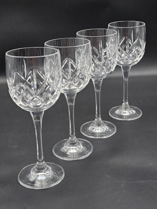 Set of 4 Long Stemmed Wine Glasses 200ml