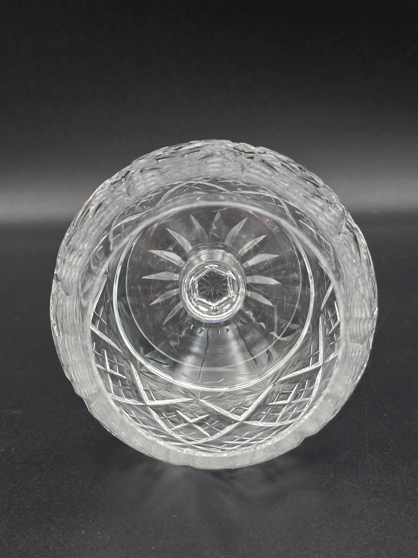 Set of 4 fine English Crystal large Brandy Balloons. 15oz