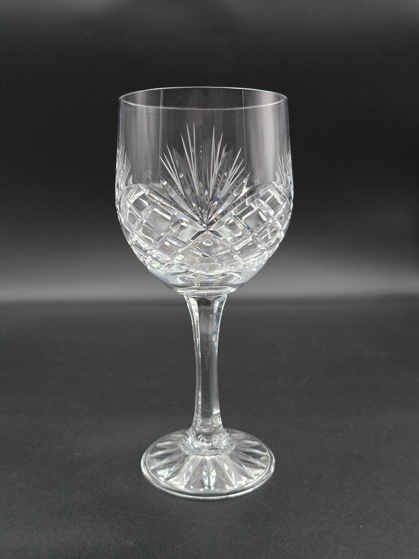Set of 6 Large Vintage Crystal wine glasses. 300ml
