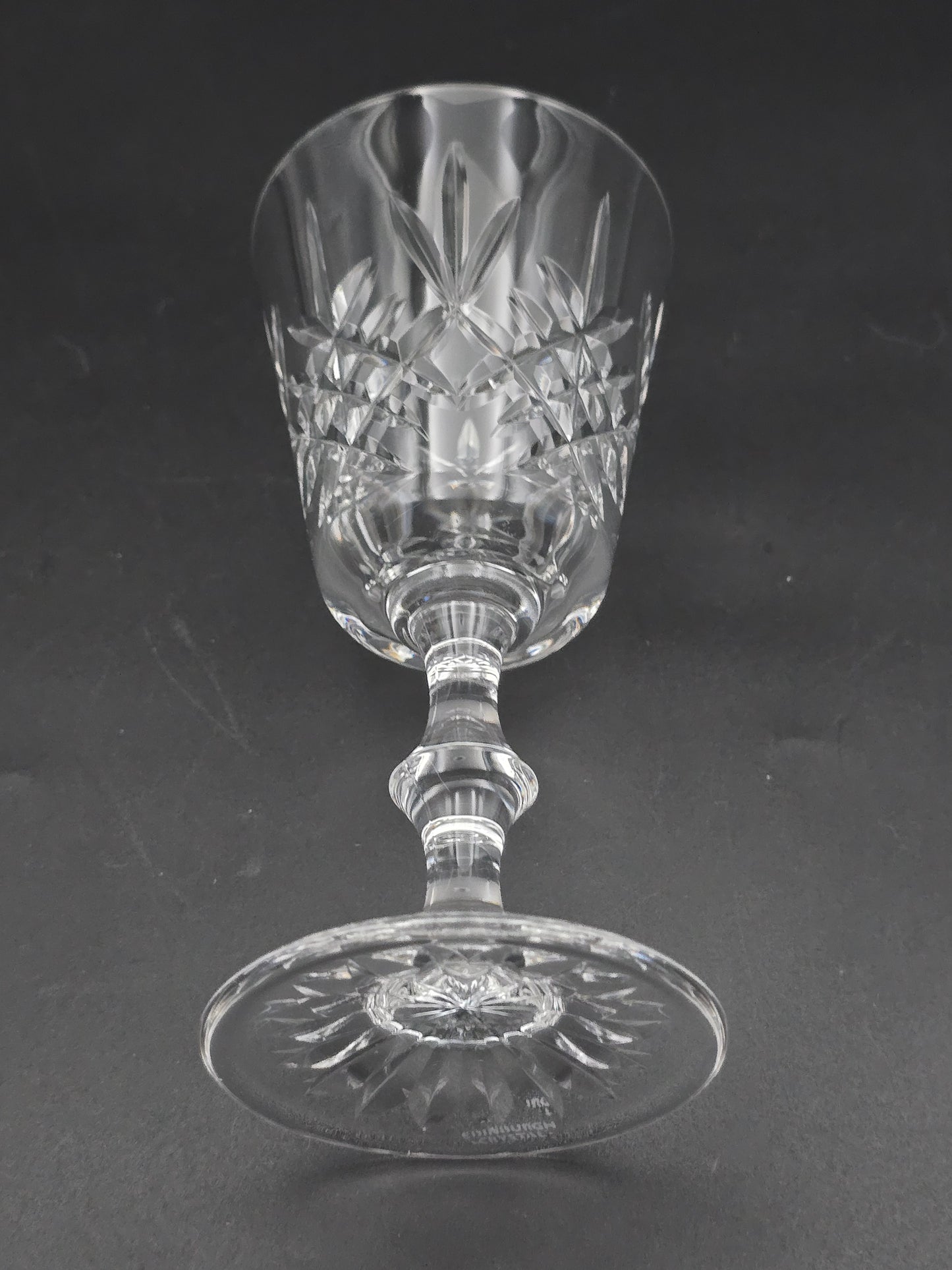 Set of 4 Edinburgh Crystal Wine Glasses Lomond pattern 200ml 15.5cm tall