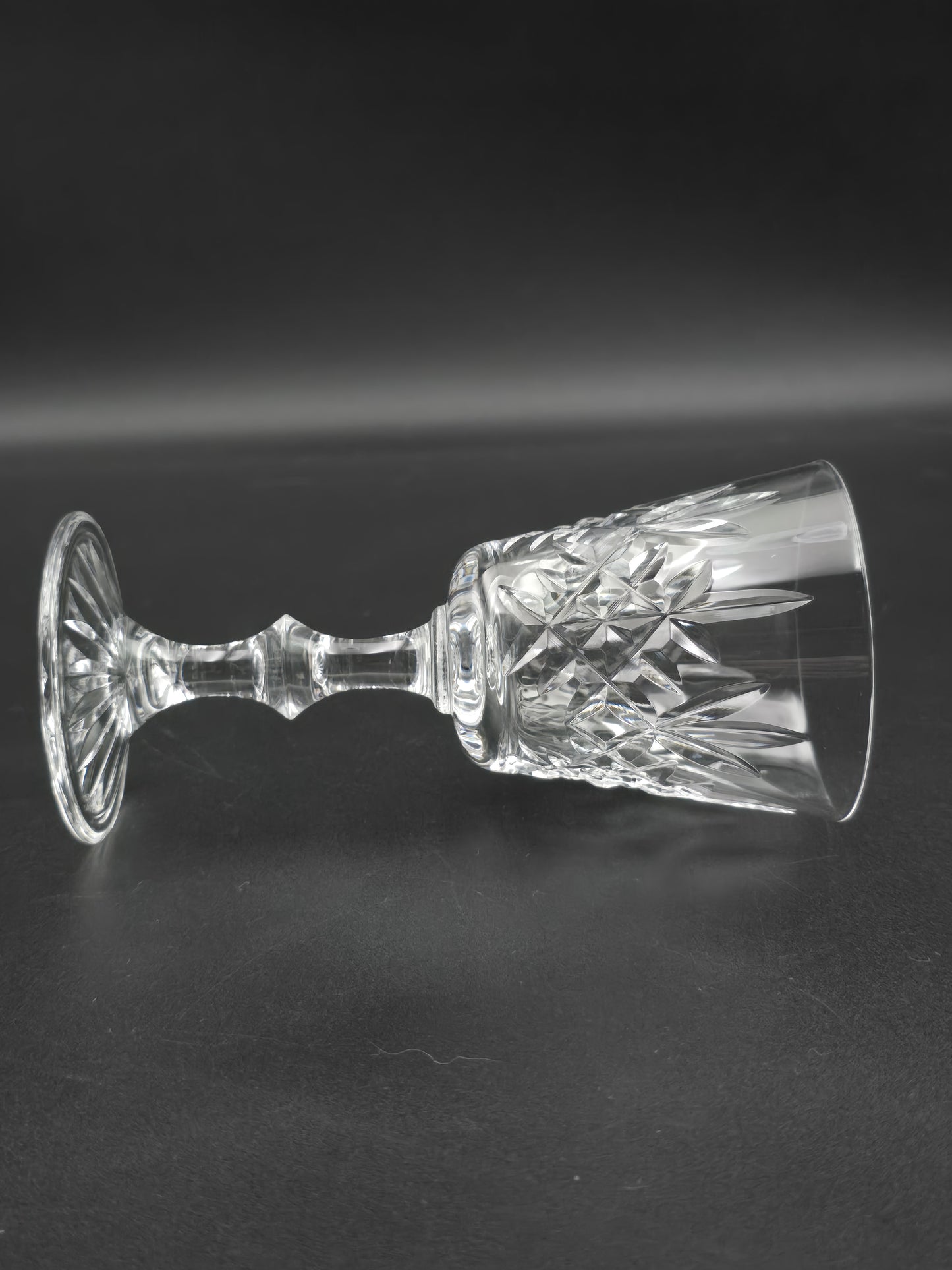 Set of 6 Edinburgh Crystal Lomond Pattern sherry or small wine glasses. 135ml